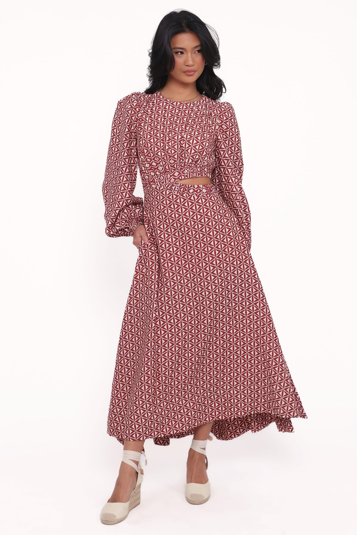 Ginnee Puff Sleeve Cutout Midi Dress in Brown Geo – view 2 of 6