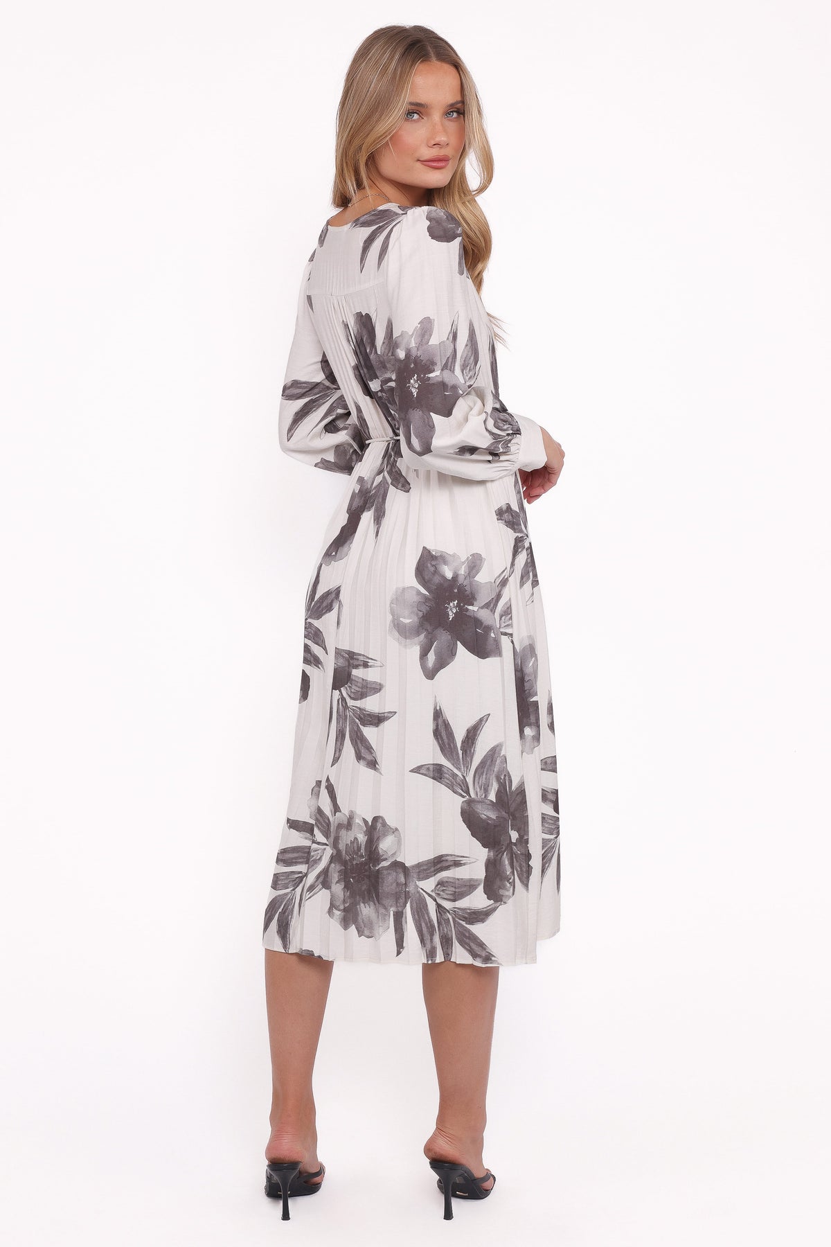 Grainne Long Sleeve Midi Dress in Black/White Floral – view 4 of 5