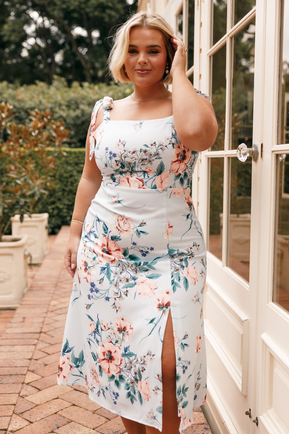 Laurel Dress in Blue Floral – view 2 of 11