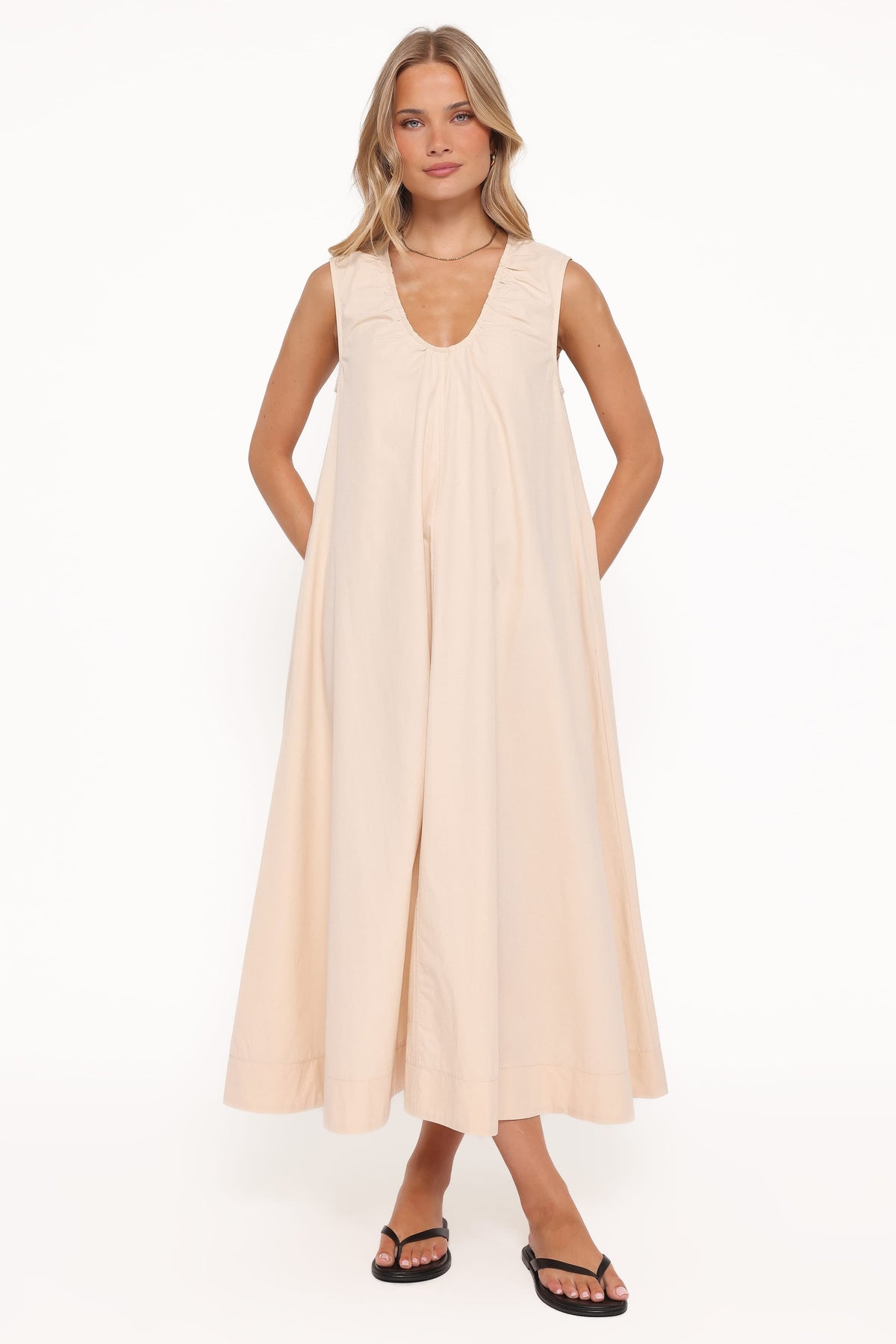Laurita Maxi Dress in Oatmeal – view 6 of 8