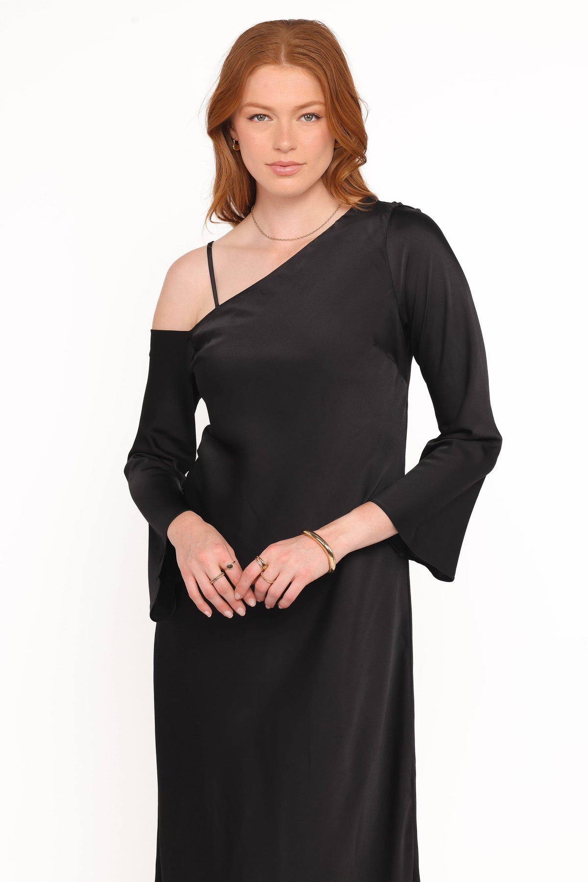 Lindra Maxi Dress in Black – view 2 of 6