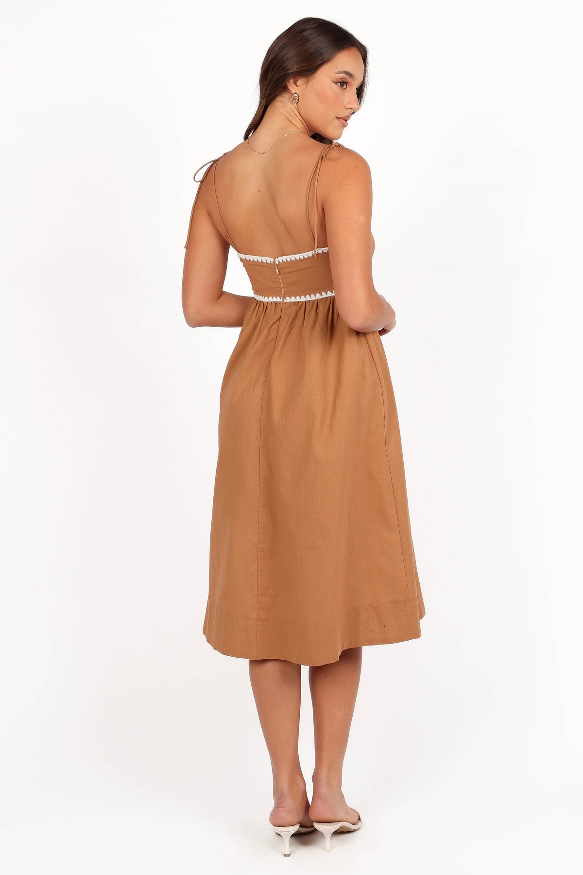 Lino Contrast Trim Midi Dress in Tan White – view 5 of 8
