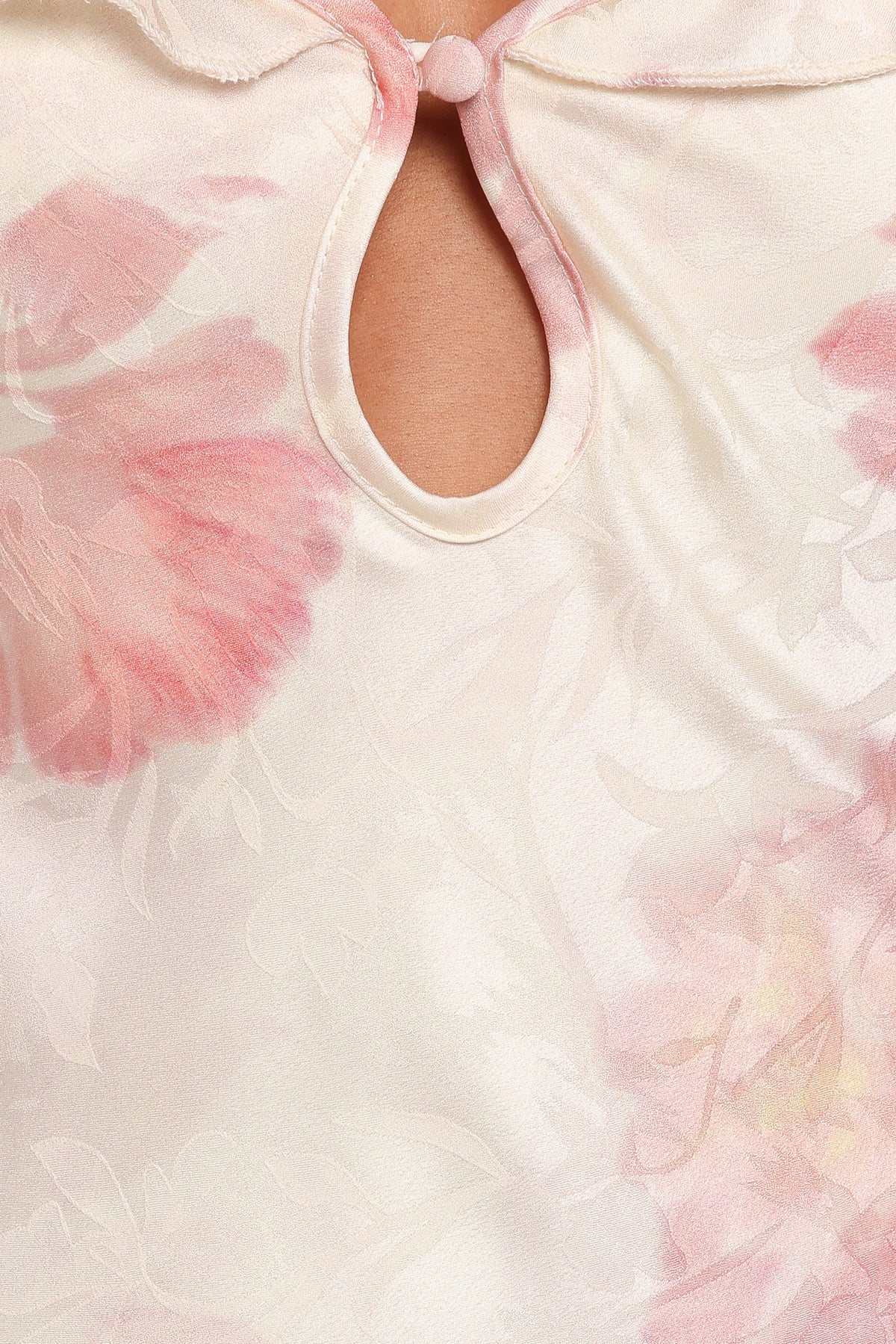Liona Midi Dress in Cream Floral – view 6 of 7