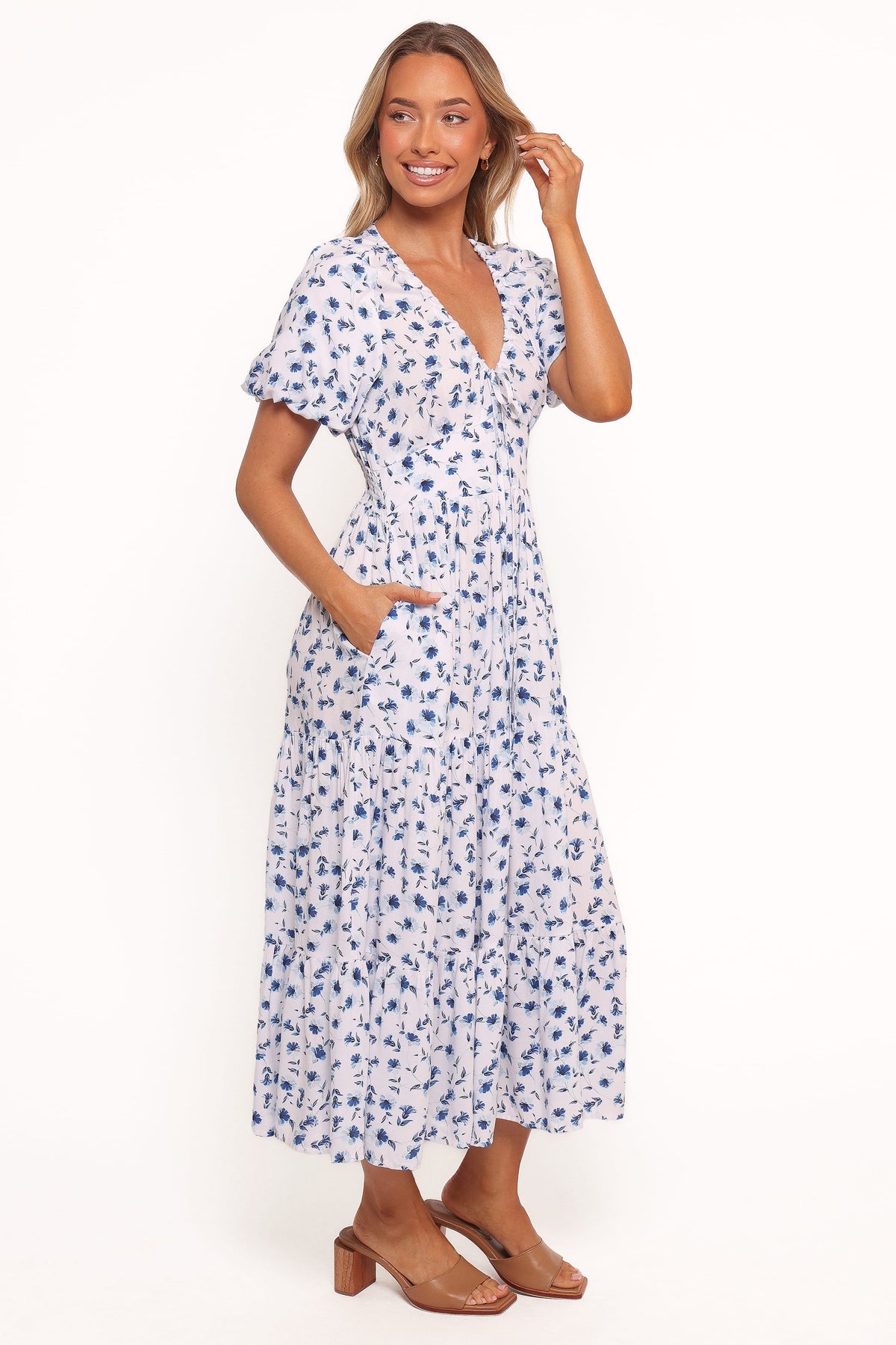 Roberts Maxi Dress in Blue Ditsy Floral – view 4 of 8