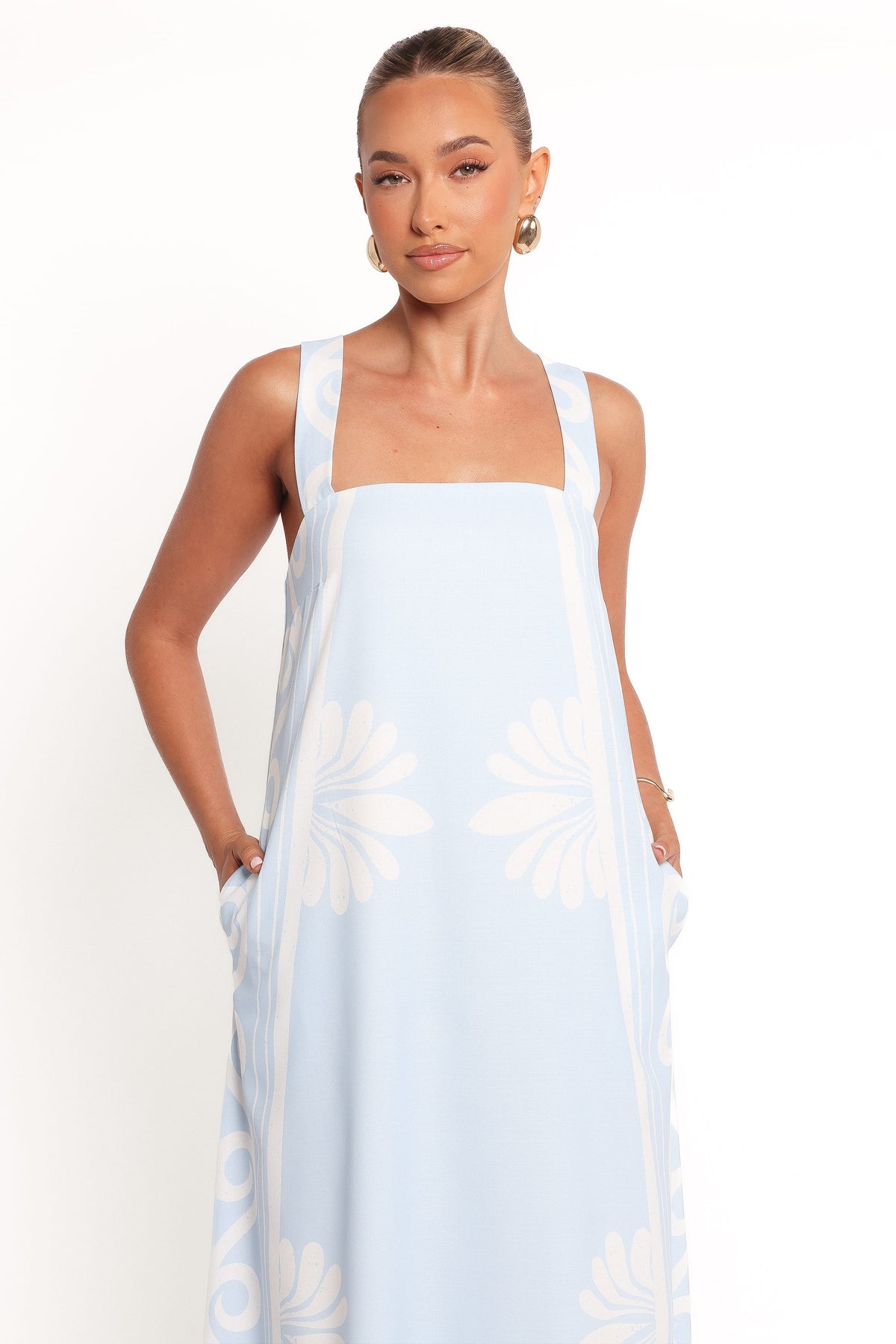 Valeria Maxi Dress in Blue – view 5 of 9
