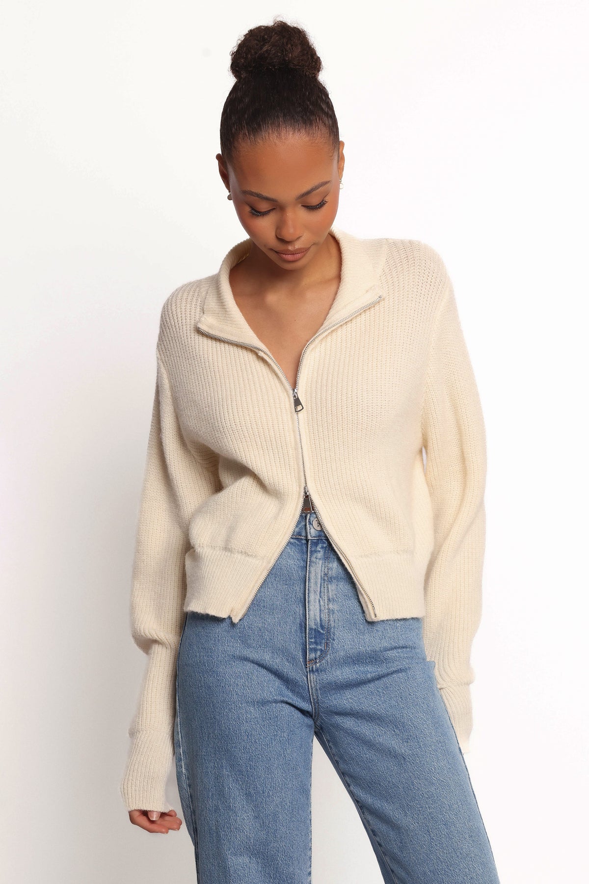 Kourtney Zip Cardigan in Cream – view 3 of 9