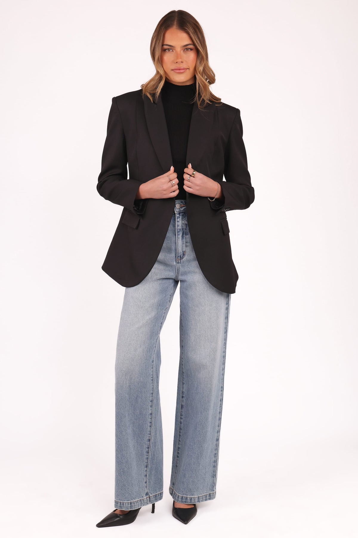 Danity Blazer in Black – view 2 of 8