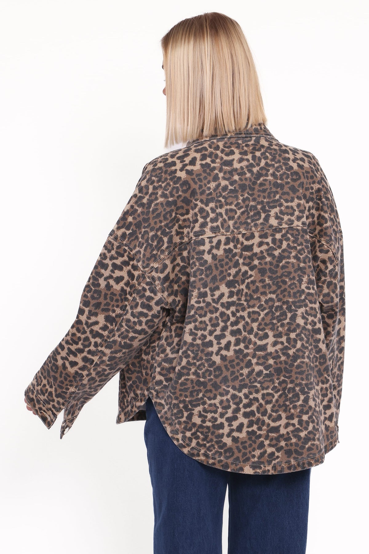 Elias Shacket in Leopard – view 4 of 6