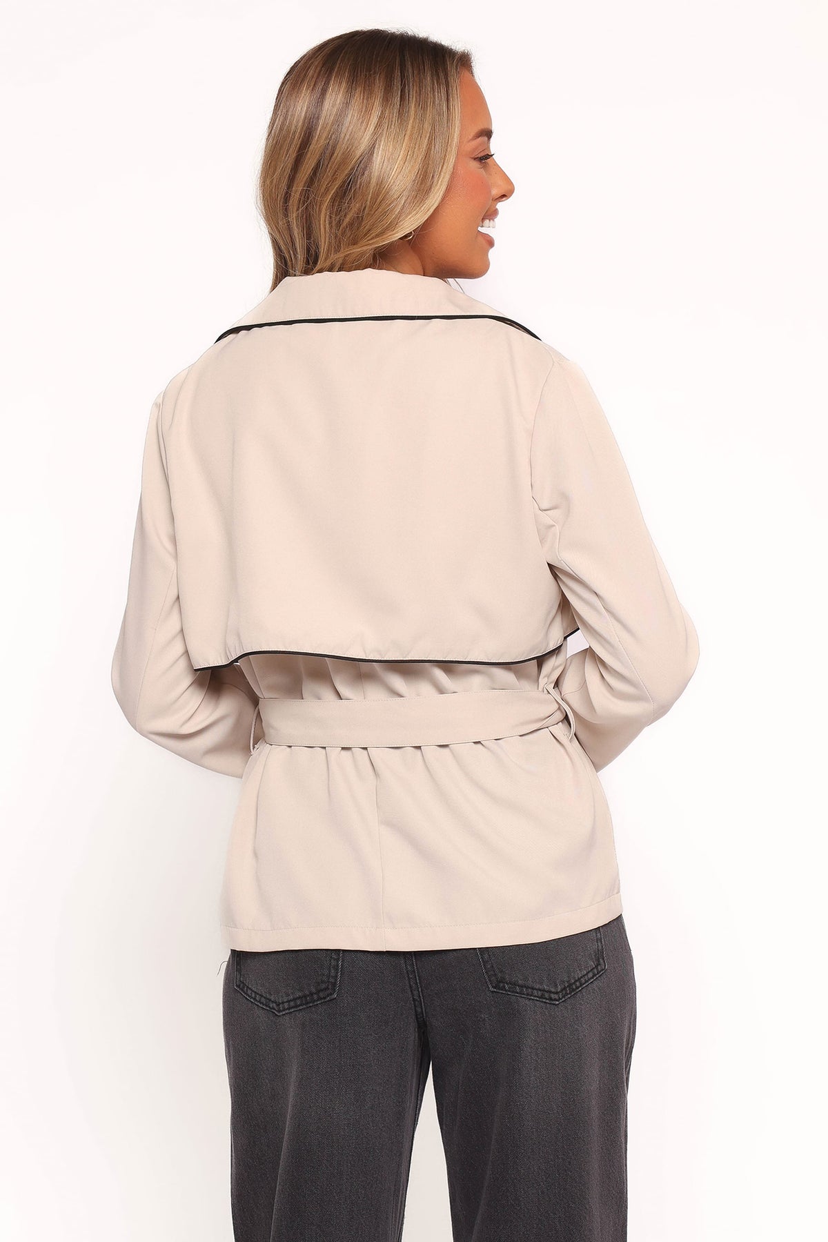 Franklin Cropped Trench in Ecru – view 4 of 8