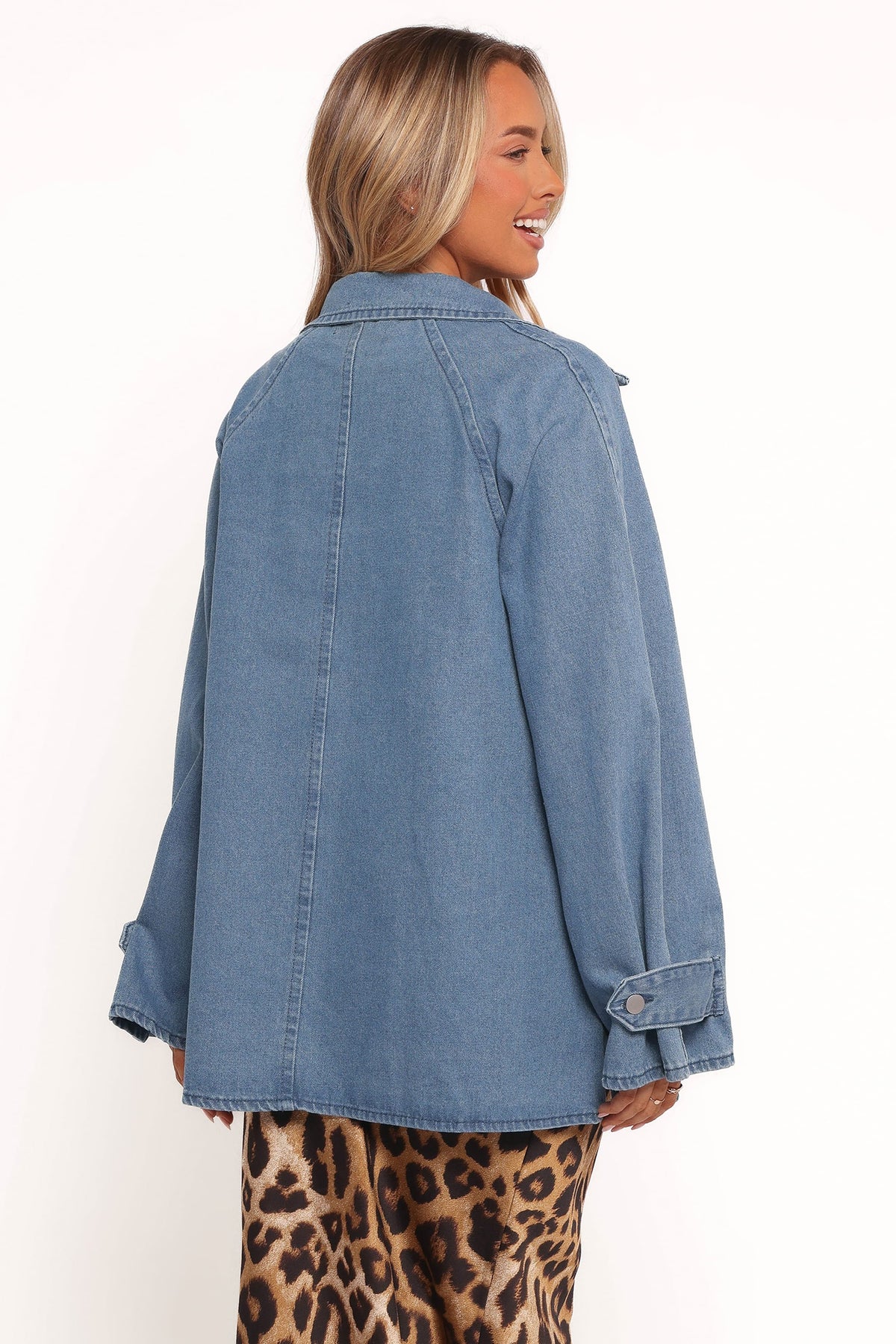 Novan Oversized Shacket in Denim – view 4 of 6