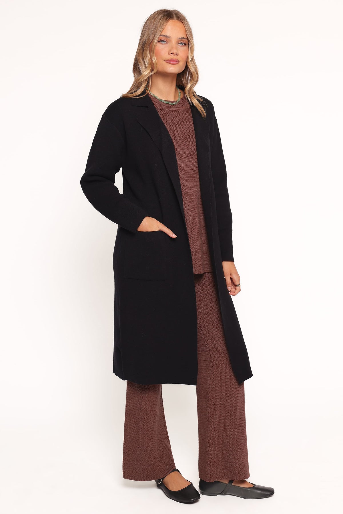 Venda Coatigan in Black – view 3 of 5