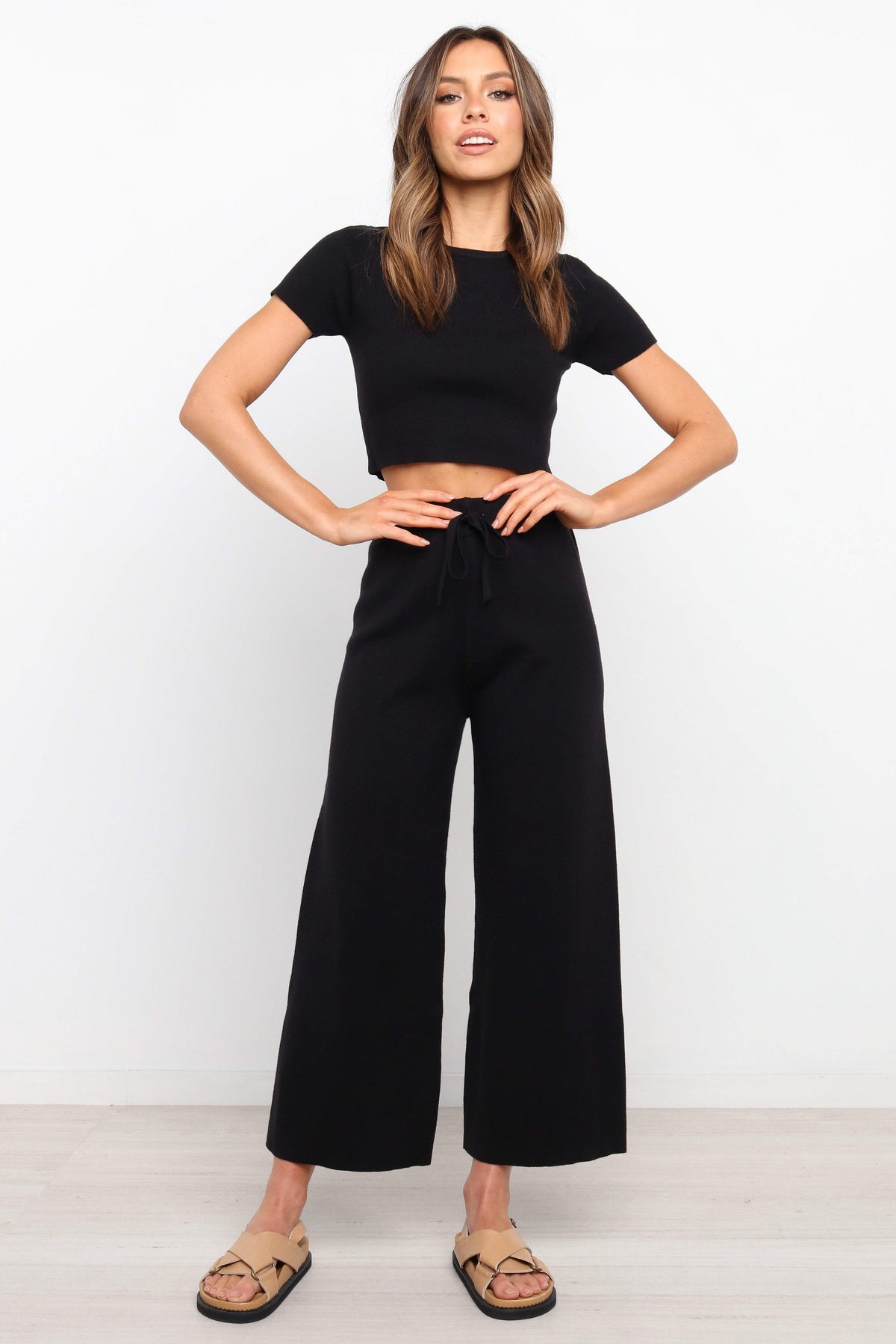 Ayers Set in Black – view 3 of 6