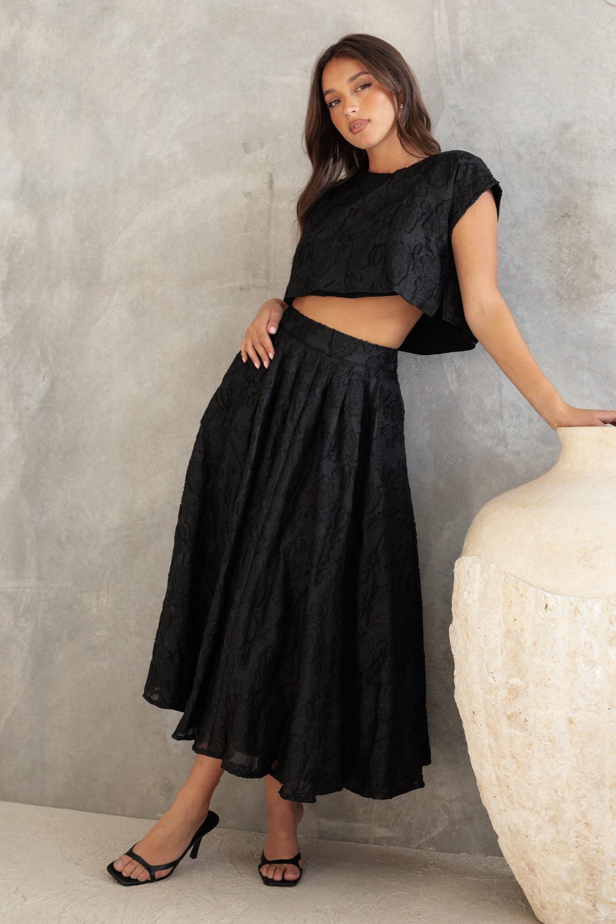 Beckham Two Piece Set in Black – view 2 of 10