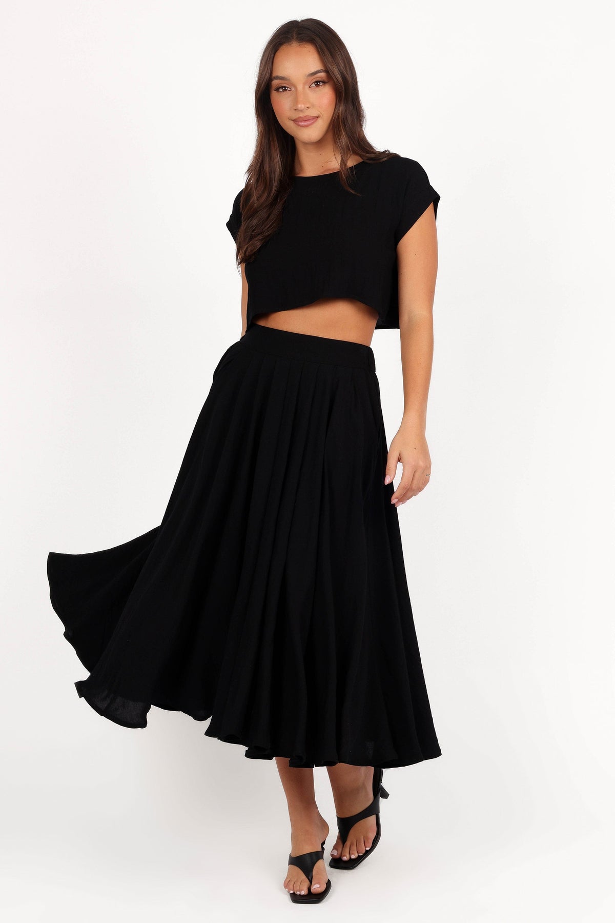 Bessie Two Piece Set in Black – view 3 of 10