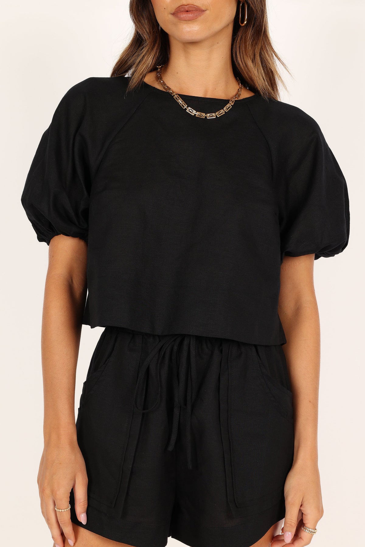 Chelsey Linen Set in Black – view 4 of 7
