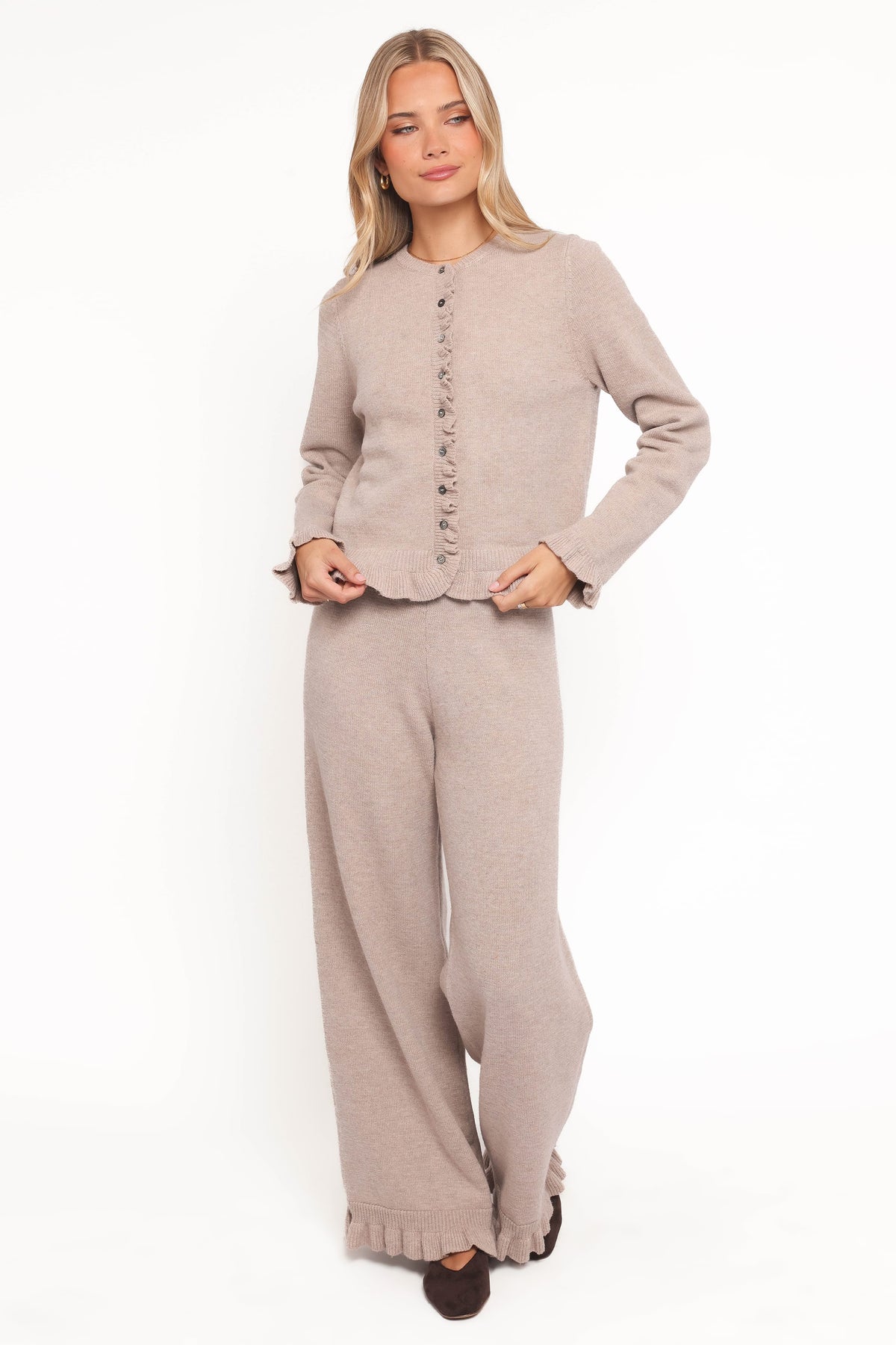 Eve Pant Set in Beige – view 5 of 7