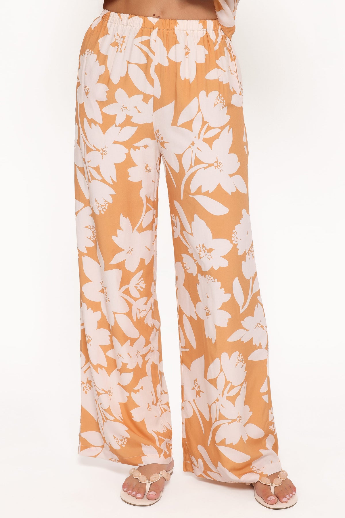 Flynn Pant Set in Yellow Floral – view 6 of 8