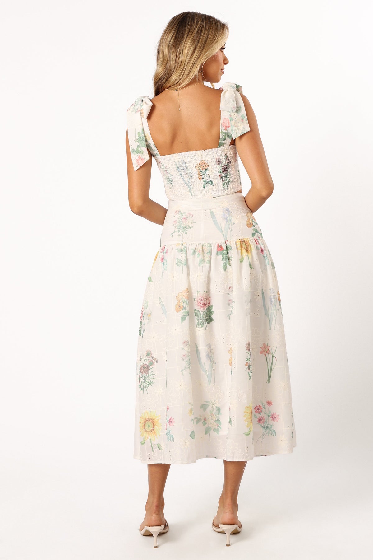 Kara Two Piece Set in White Floral – view 7 of 11