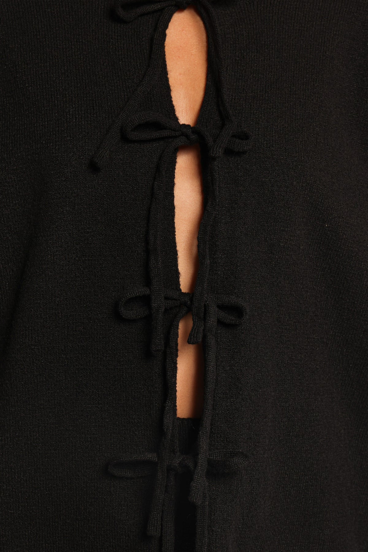 Odell Knit Set in Black – view 8 of 10