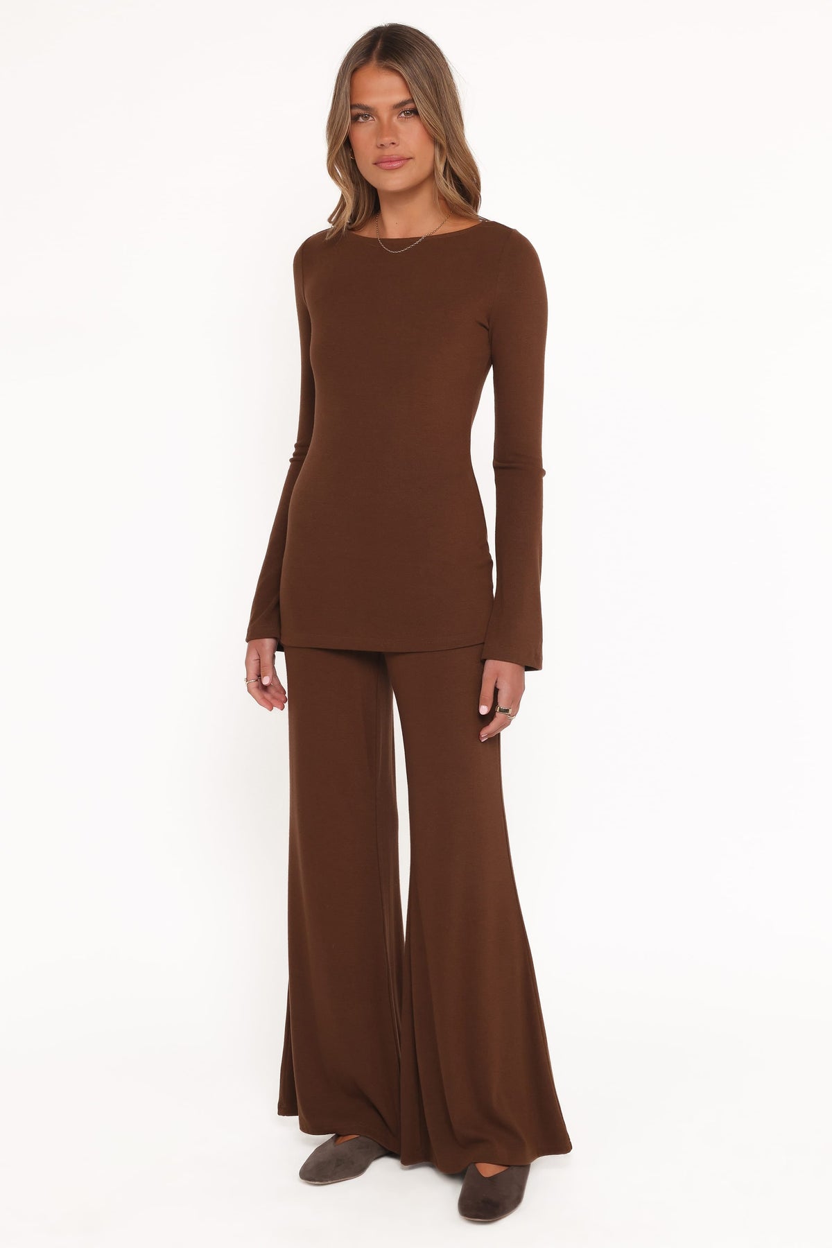 Selly Knitted Pant Set in Brown – view 4 of 8