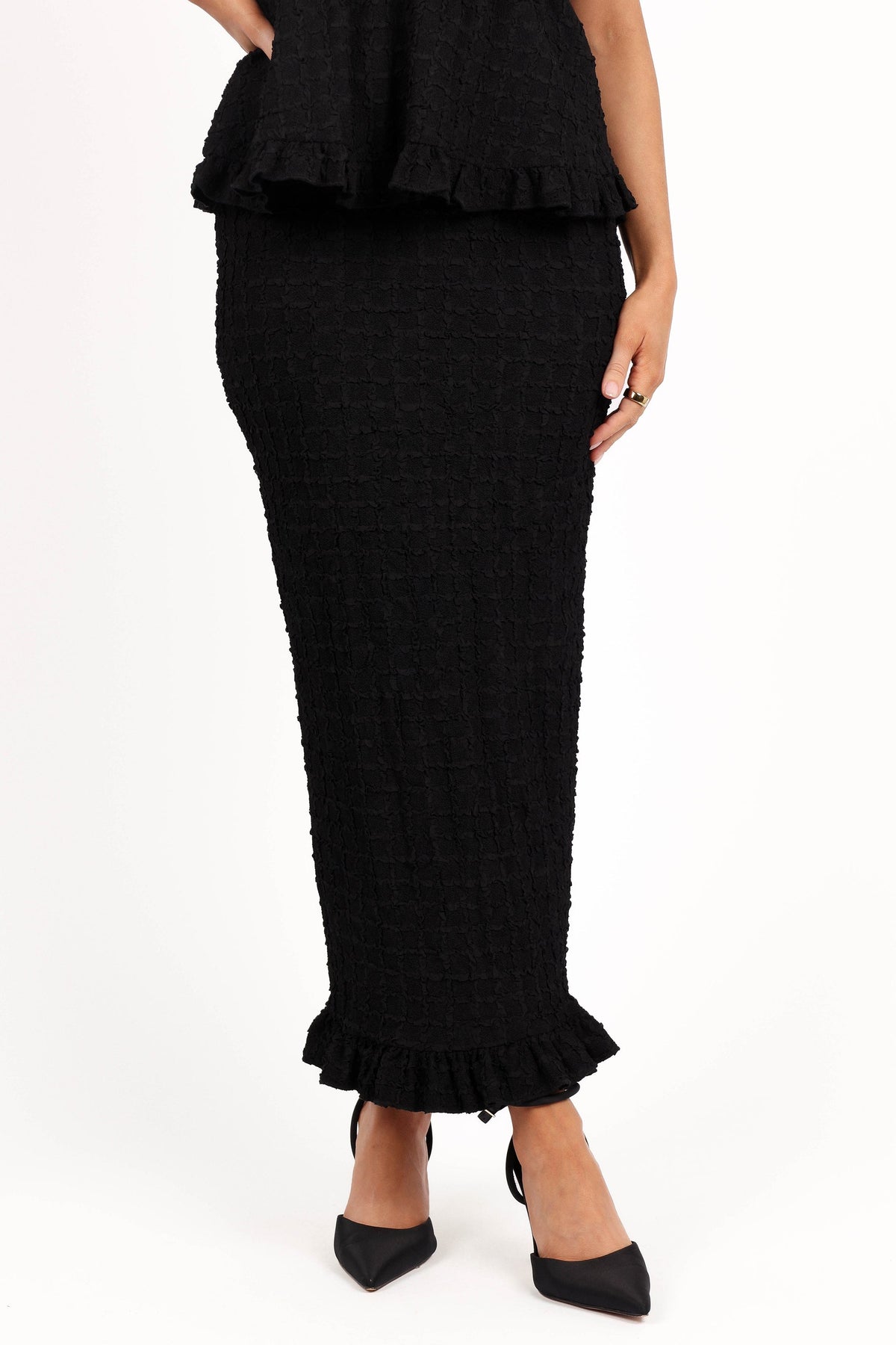 Villagio Two Piece Set in Black – view 7 of 8
