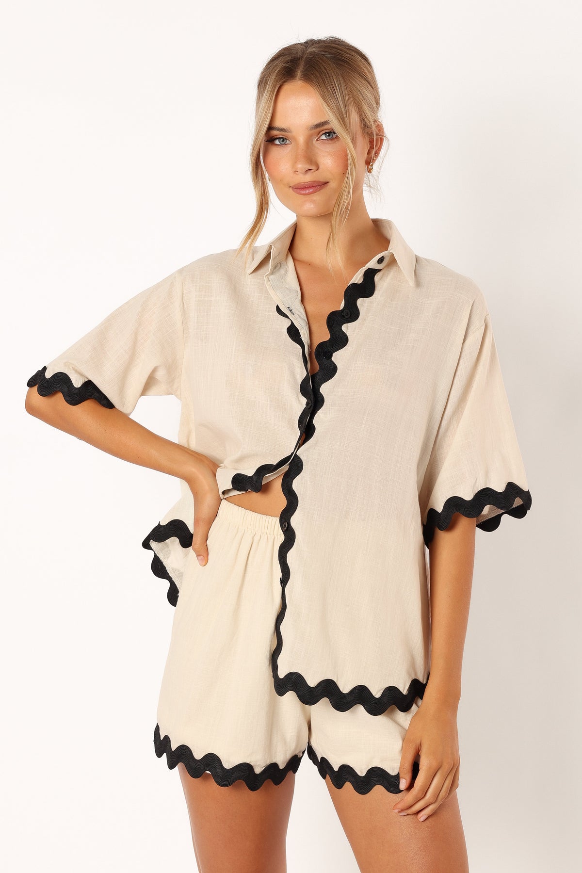 Wilson Short Set in Cream Black – view 8 of 16