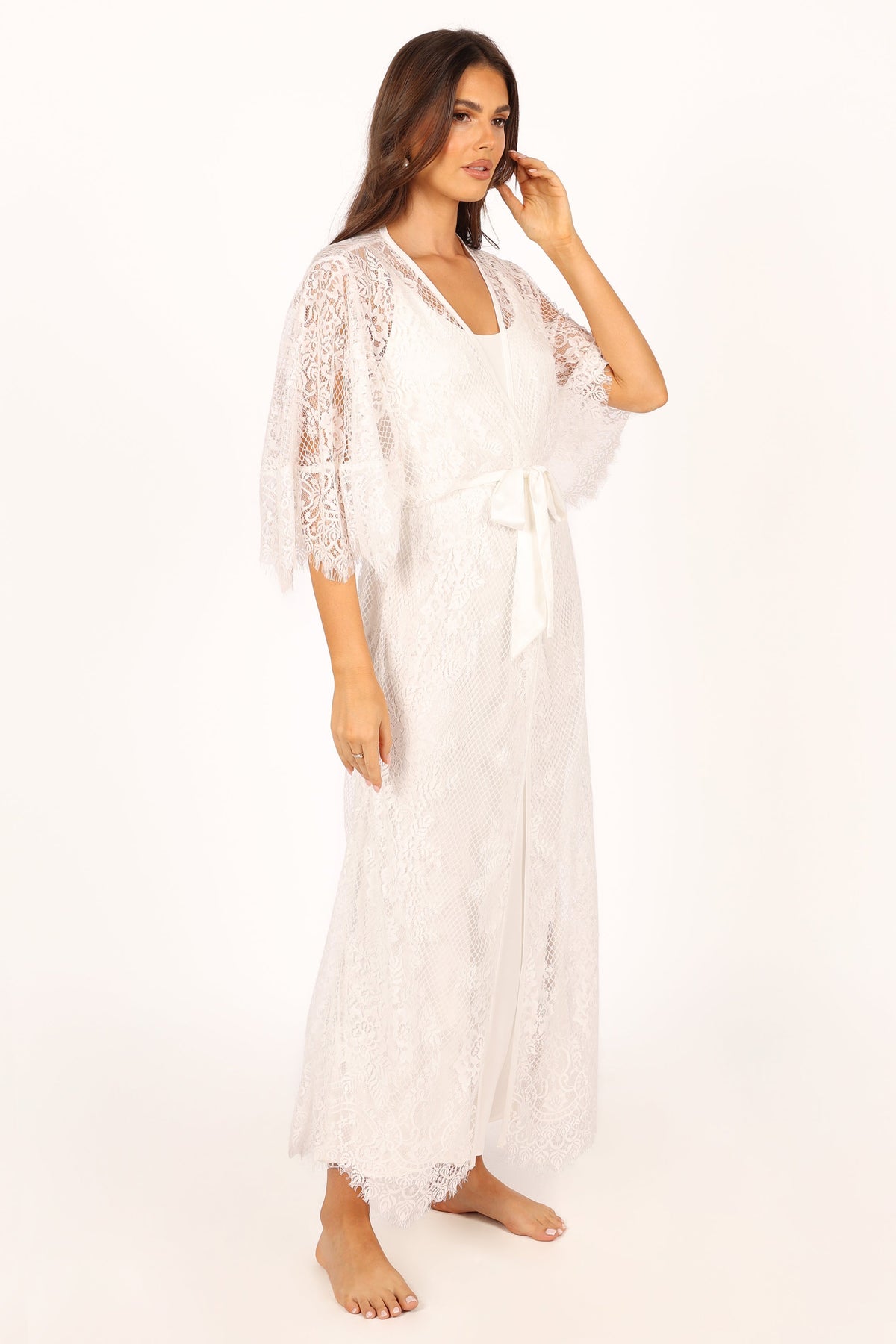 Nephele Lace Bridal Robe in Ivory – view 10 of 11