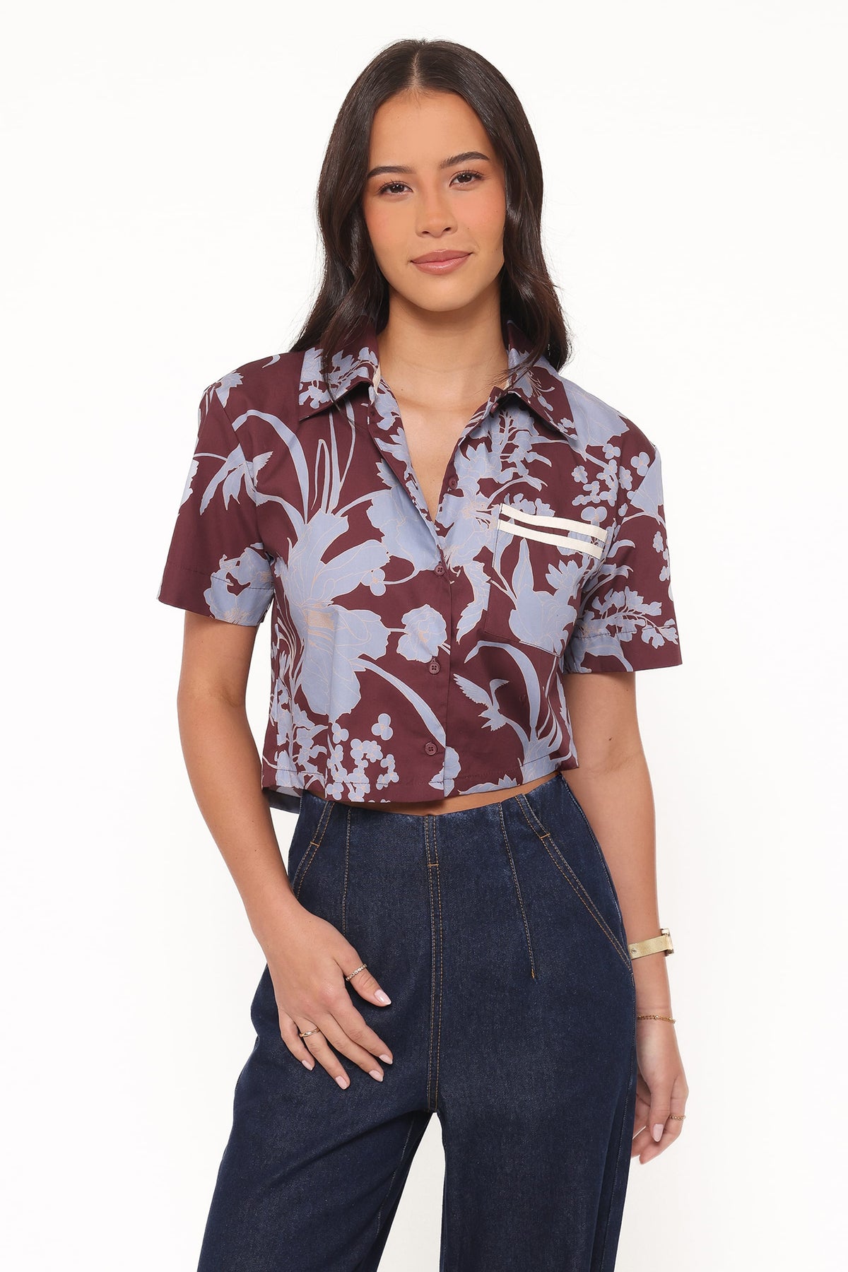 Aine Cropped Short Sleeve Shirt in Burgundy Floral – view 2 of 8
