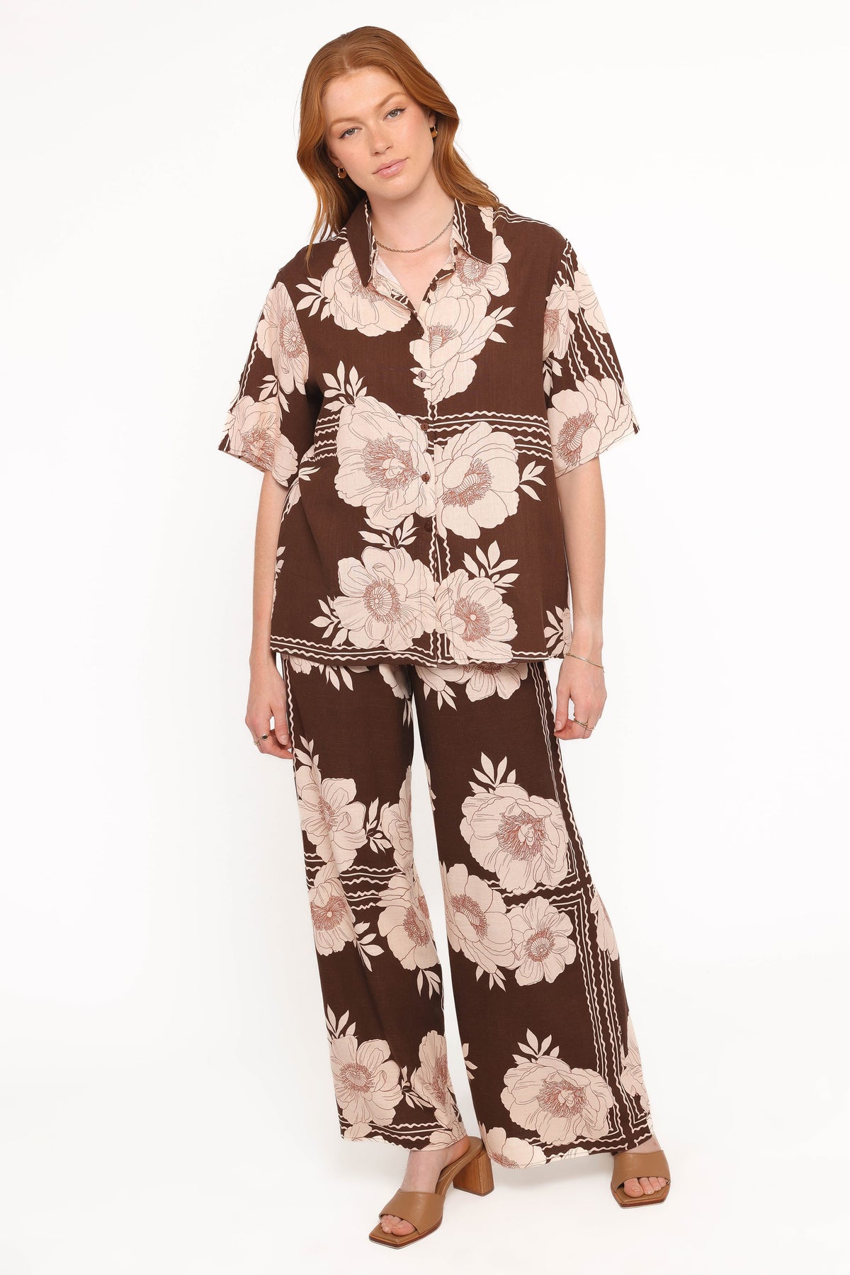 Bernadine Short Sleeve Shirt in Brown Floral – view 5 of 6