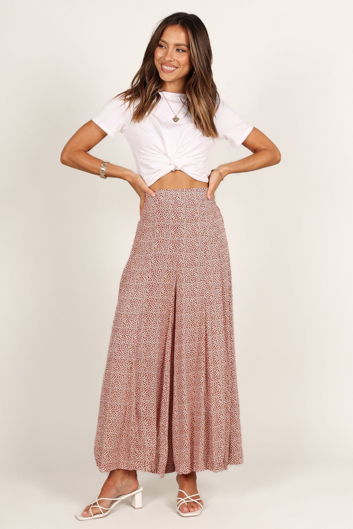 Brinnie Top in White – view 4 of 9