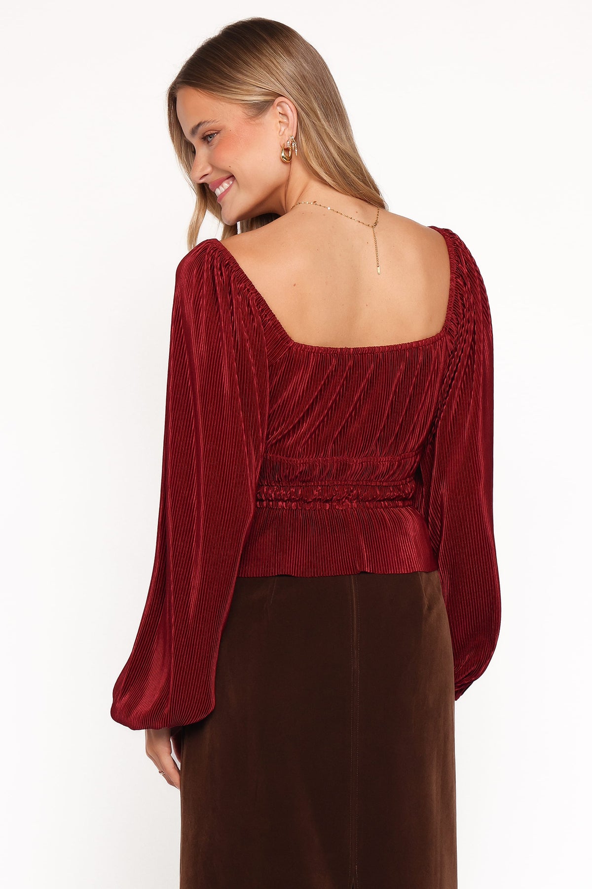 Ceppia Plisse Top in Burgundy – view 5 of 8