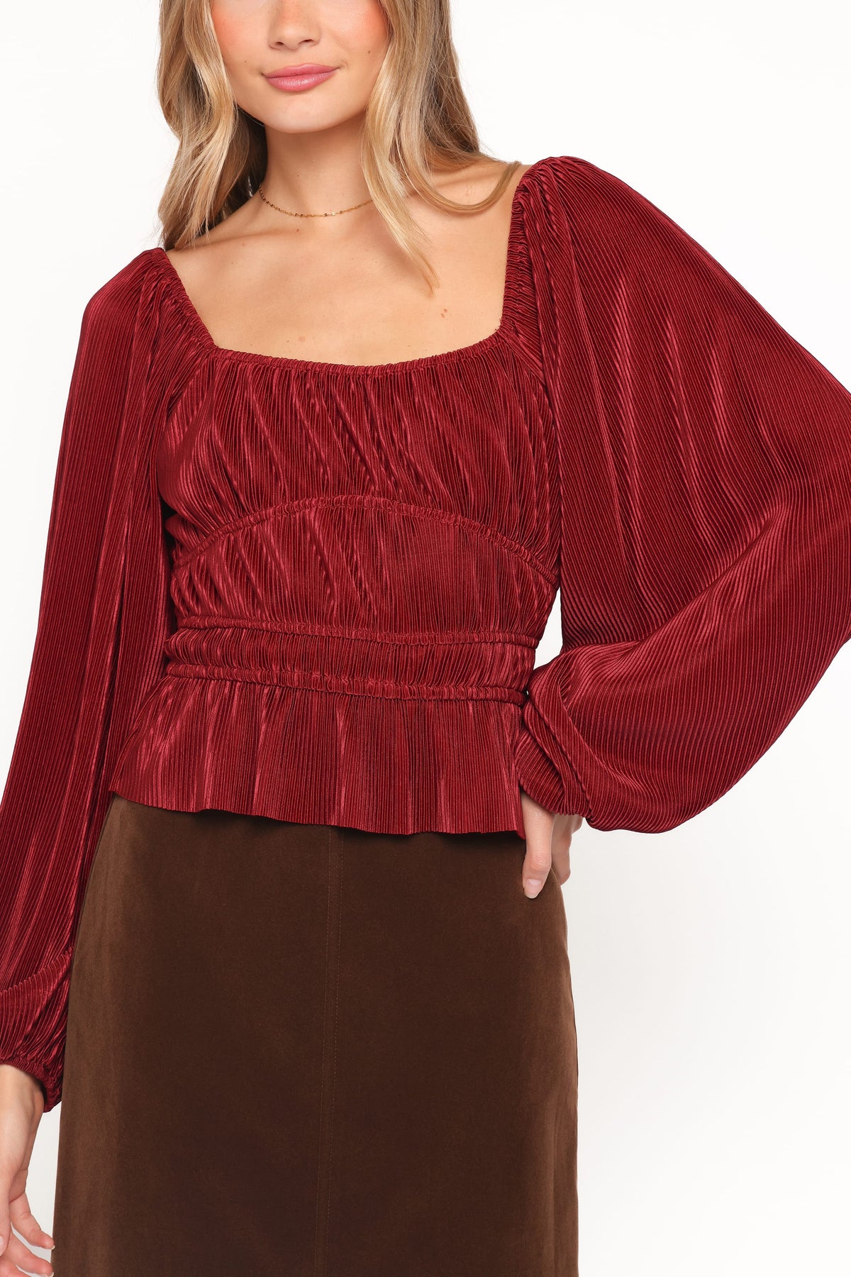 Ceppia Plisse Top in Burgundy – view 3 of 8