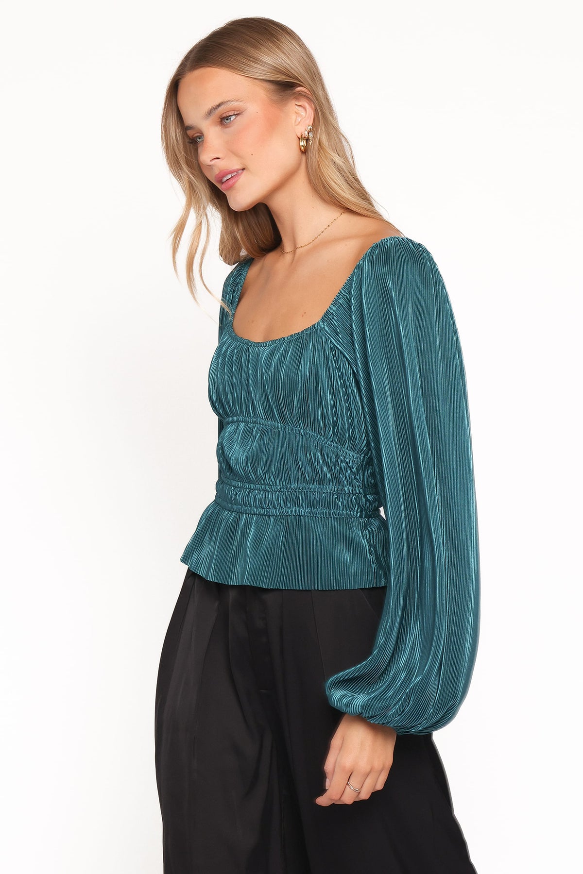 Ceppia Plisse Top in Green – view 3 of 6
