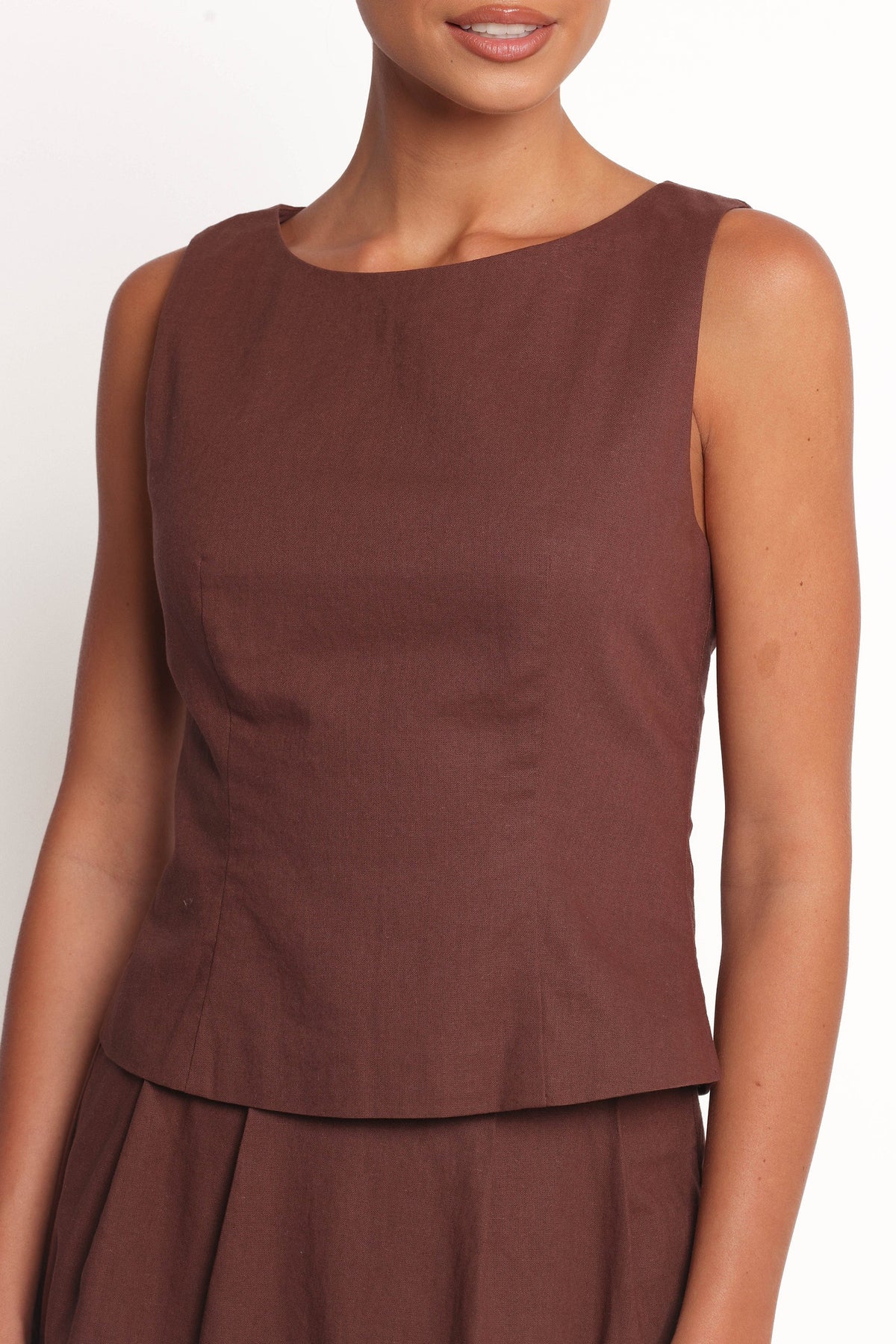 Chiaro Shell Top in Brown – view 6 of 8
