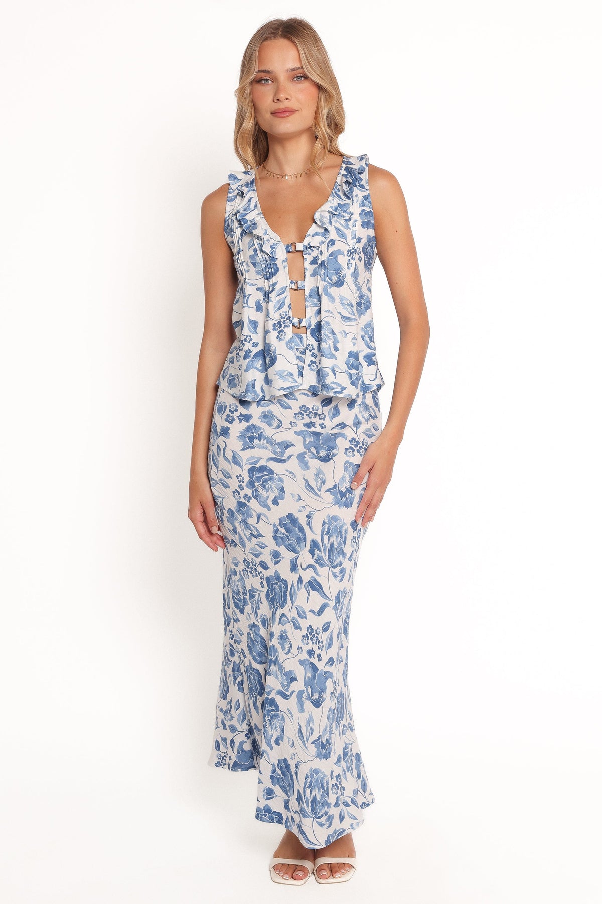Claud Top in Blue White Floral – view 6 of 7