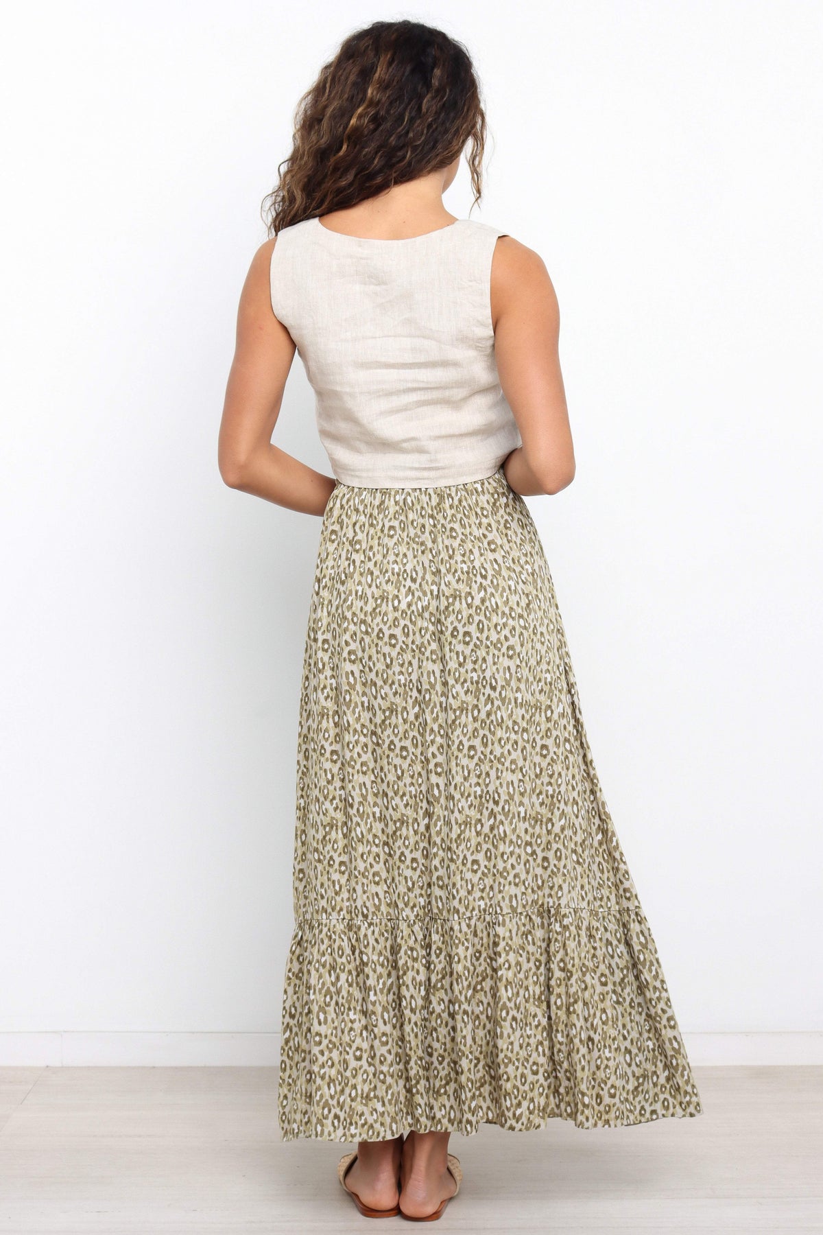 Devlin Top in Beige – view 2 of 8