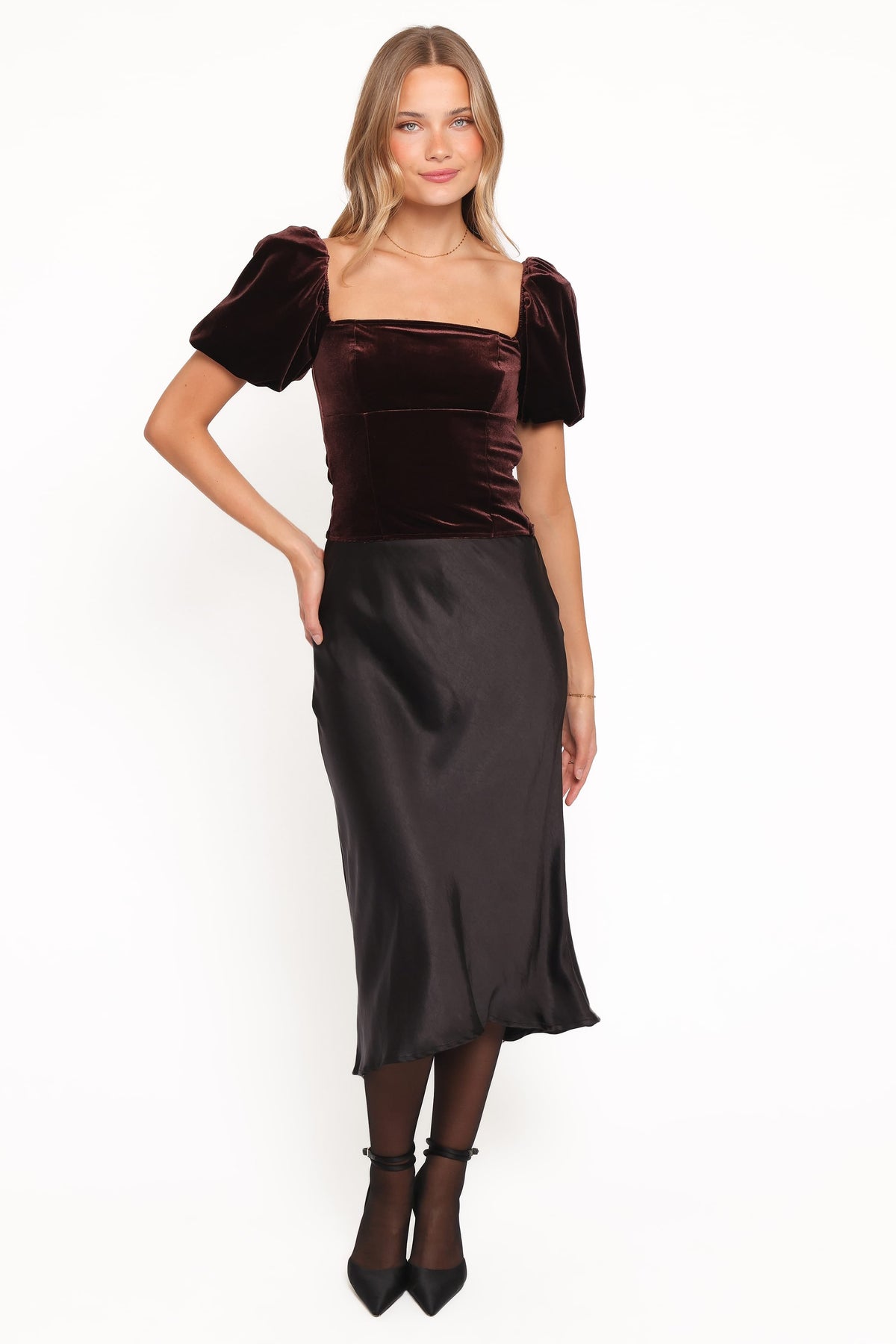 Elyria Puff Sleeve Top in Chocolate – view 5 of 6
