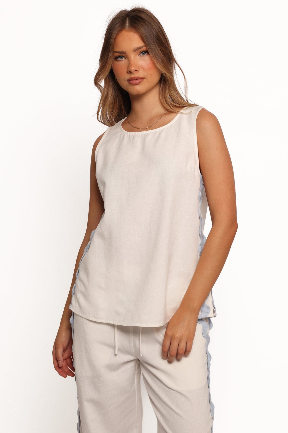 Jasinta Top in Cream Blue – view 3 of 10