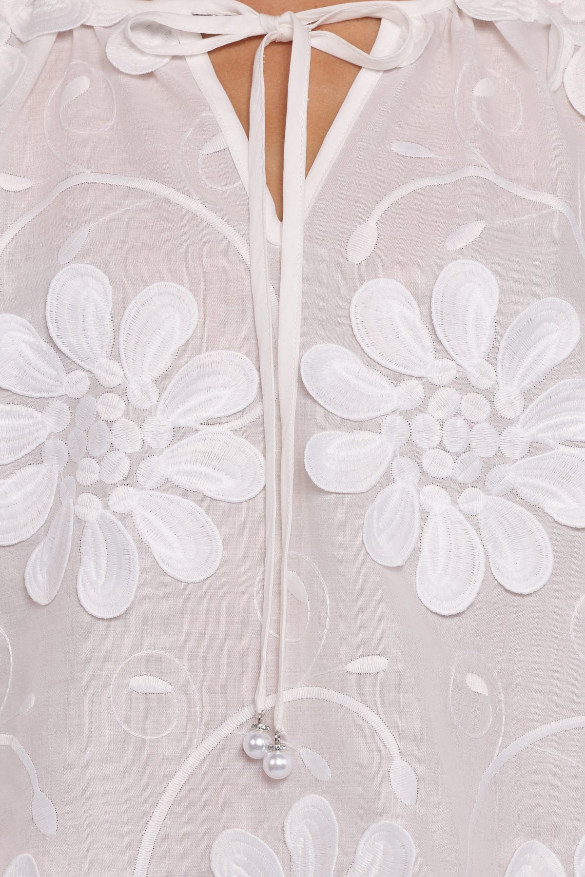 Leire Embroidered Blouse in White – view 6 of 6