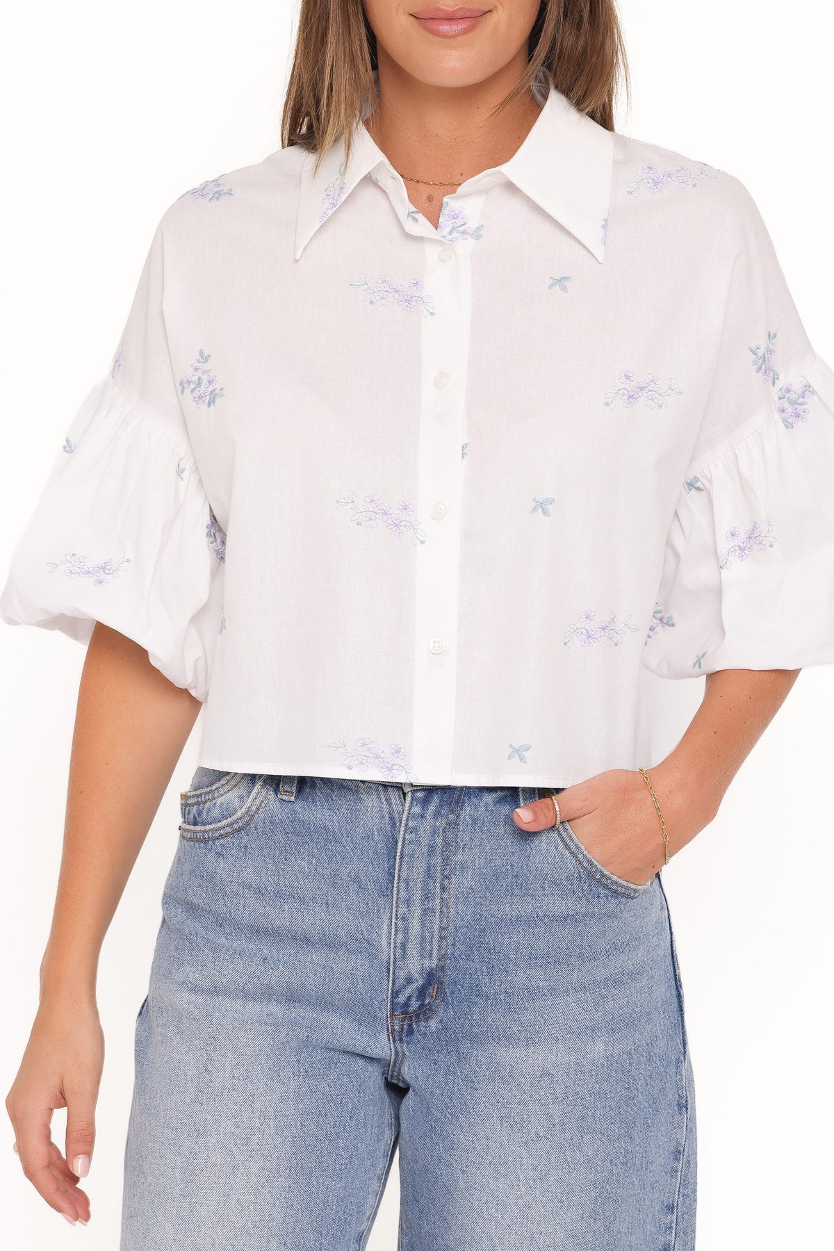 Luneth Button Up Blouse in White – view 2 of 7