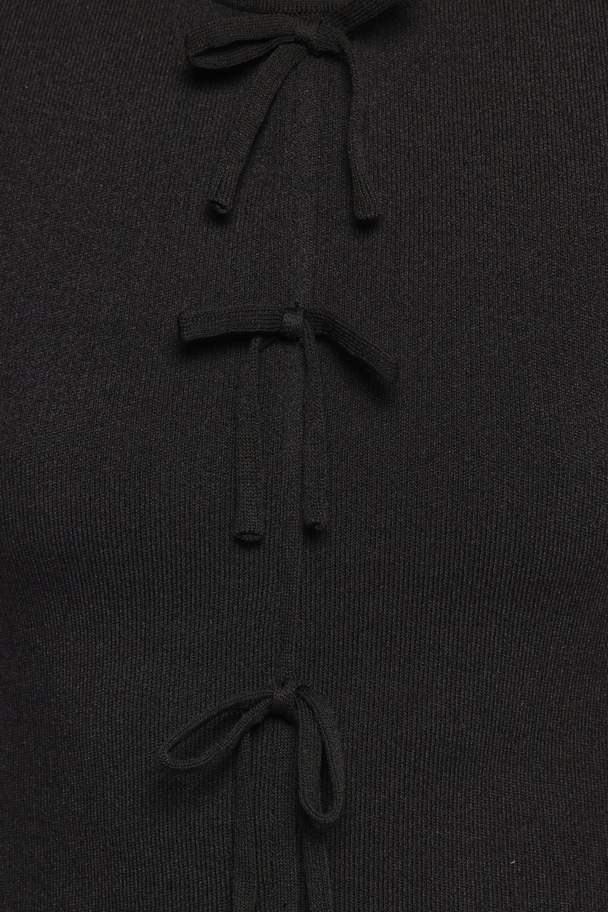Milani Bow Knitted Top in Black – view 6 of 7