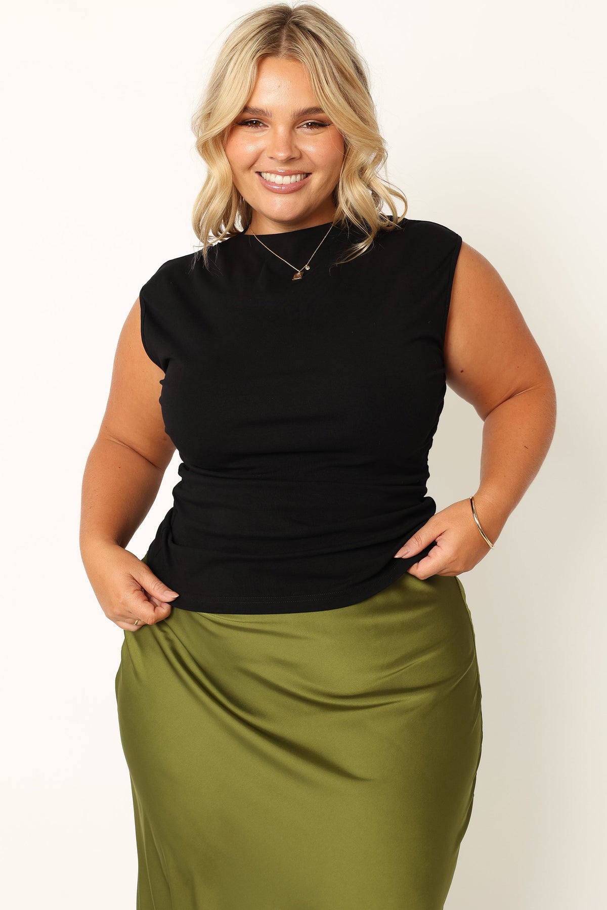 Nissa Top in Black – view 5 of 11