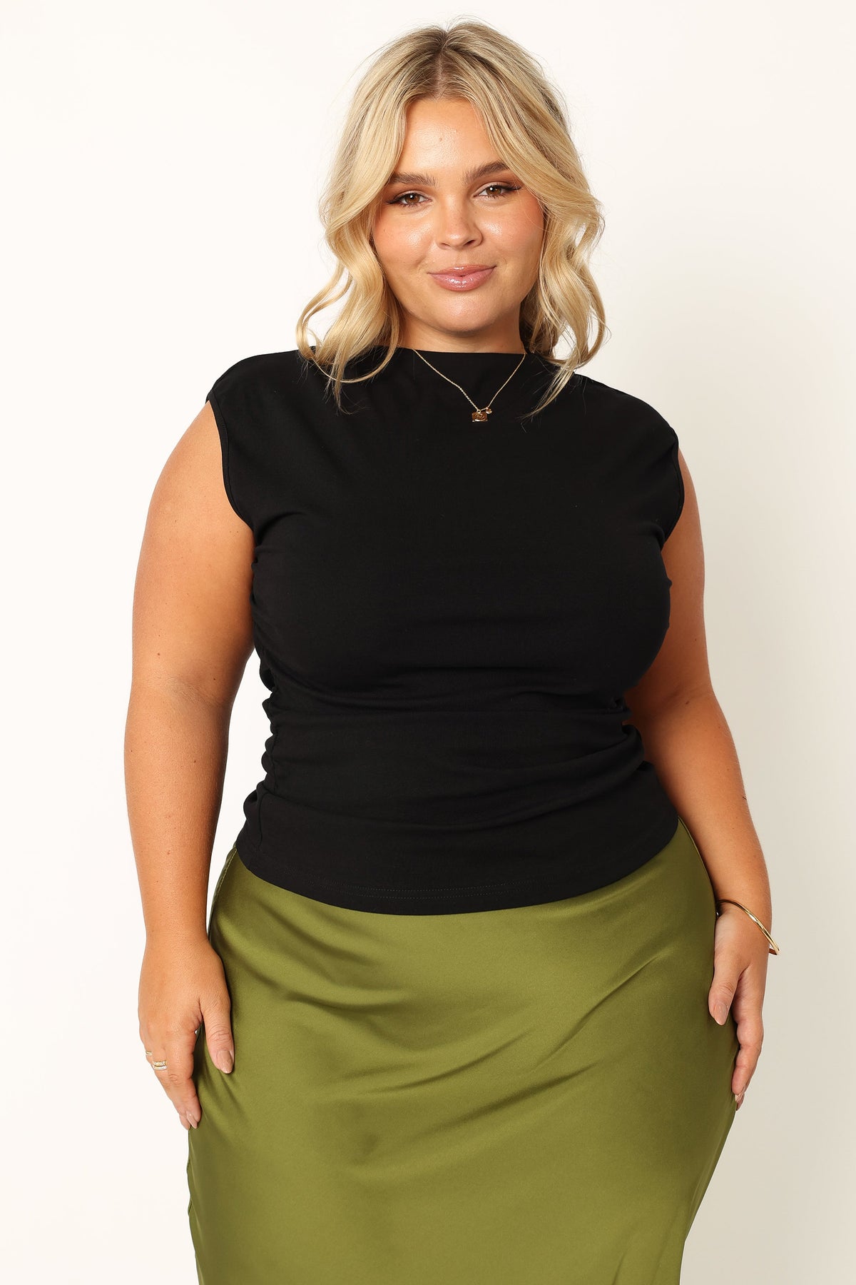 Nissa Top in Black – view 8 of 11