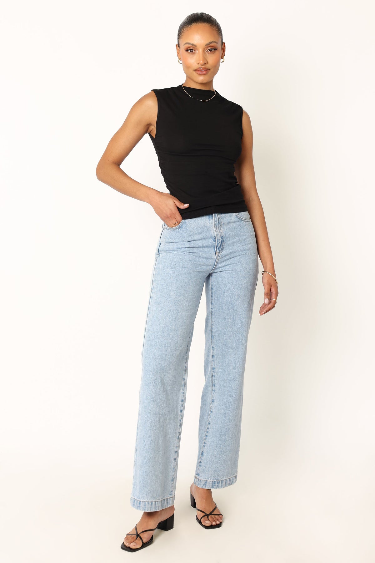 Nissa Top in Black – view 9 of 11