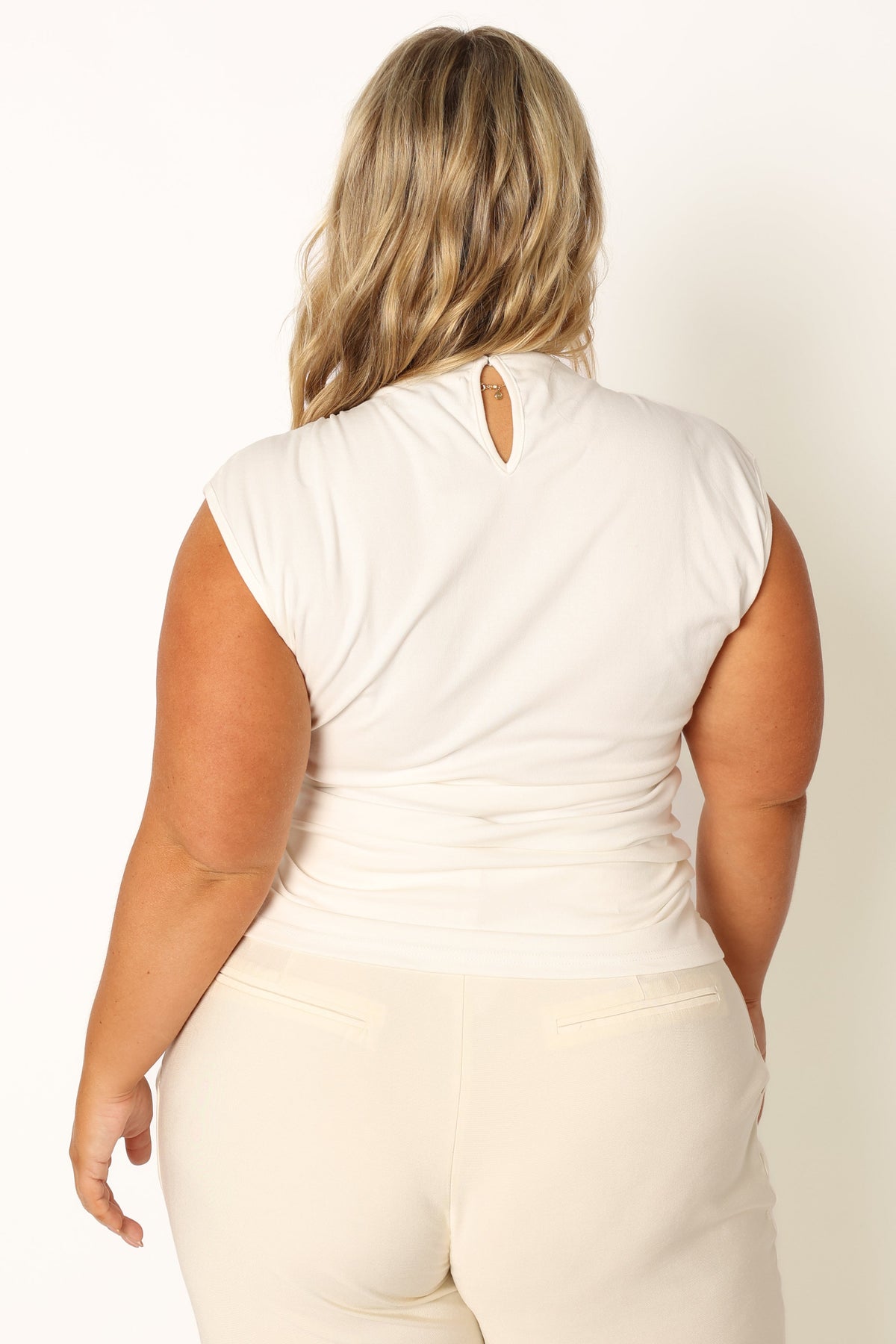 Nissa Top in Off White – view 9 of 12