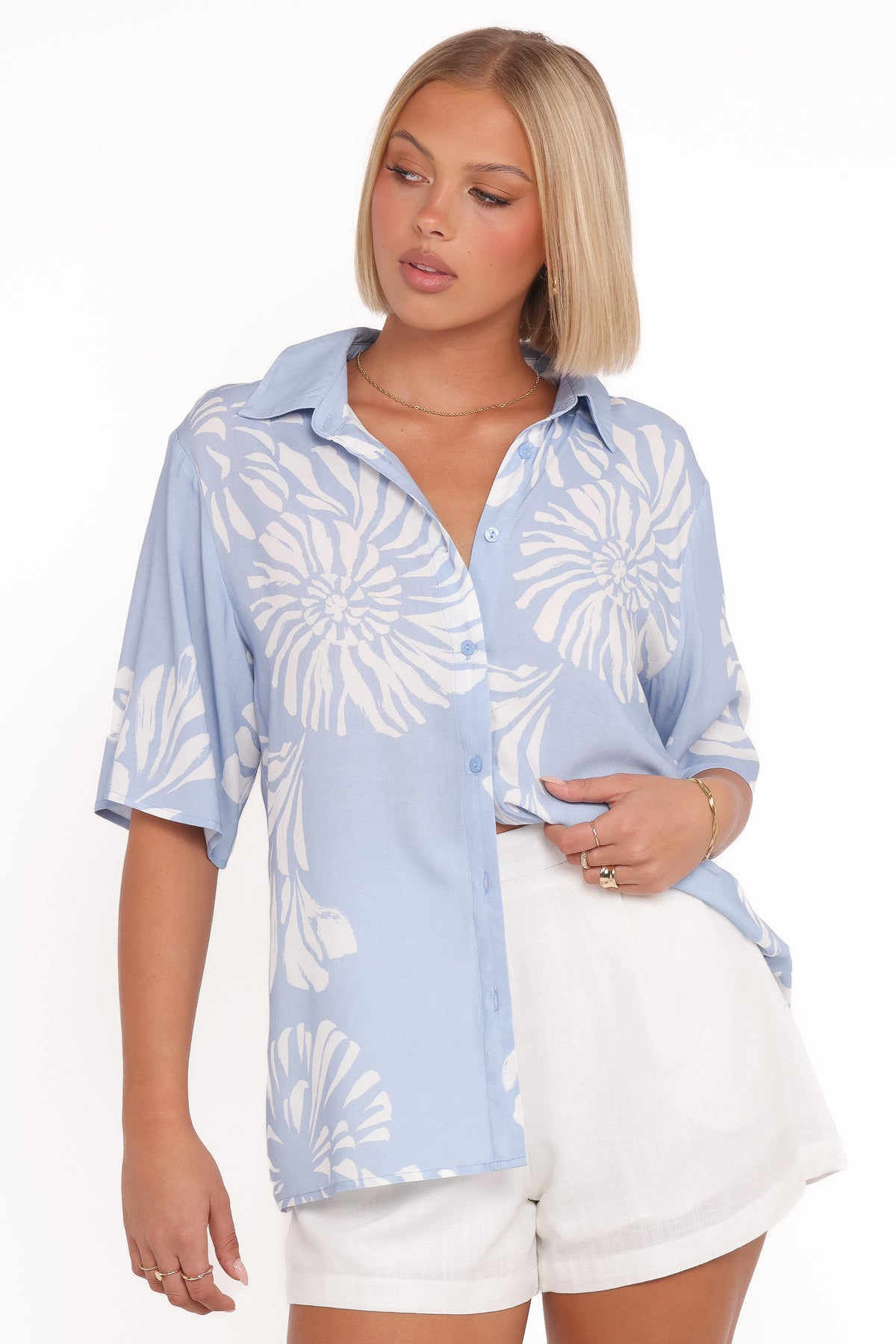 Riva Short Sleeve Shirt in Shell Print – view 6 of 9