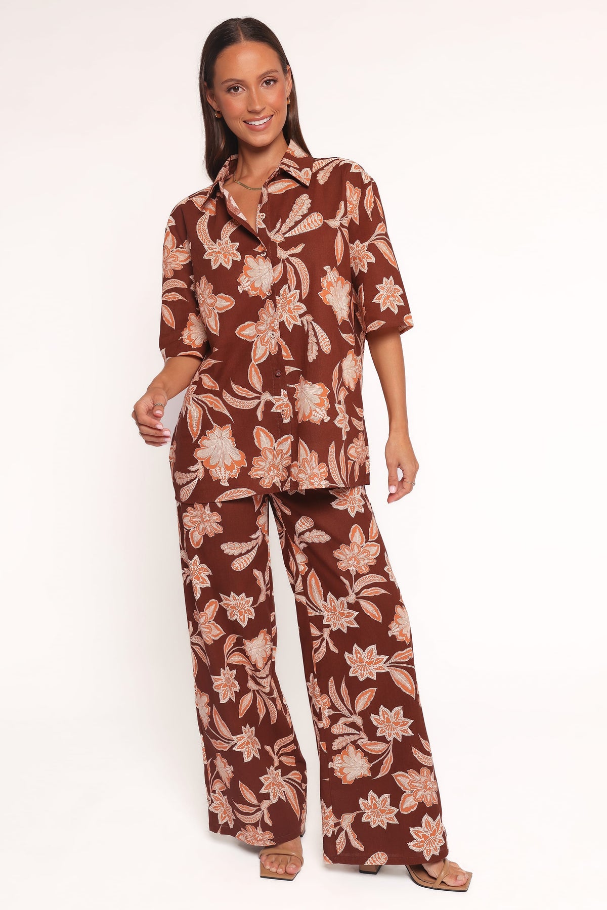 Samira Short Sleeve Shirt in Orange Floral – view 6 of 7
