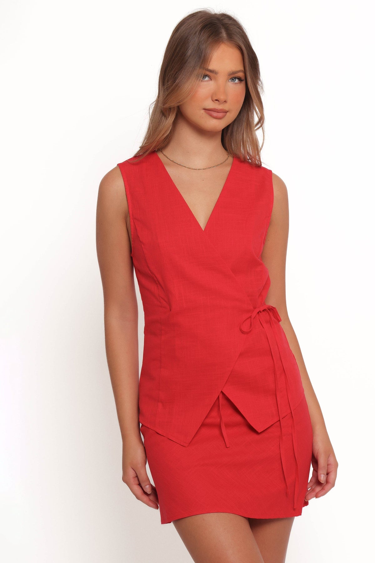 Vanni Wrap Front Linen Top in Red – view 2 of 8