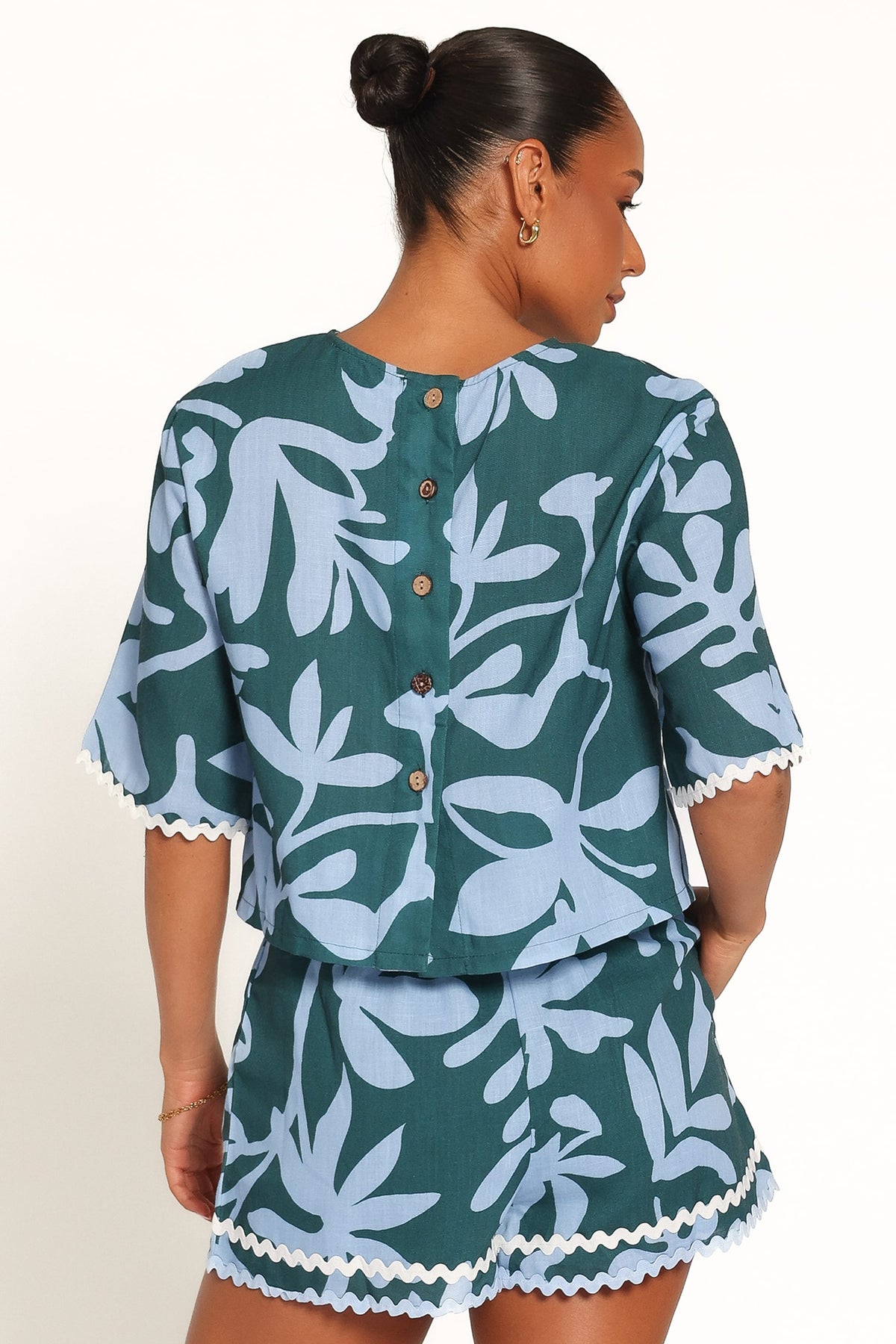 Gaia Short Set in Blue Leaf – view 4 of 7
