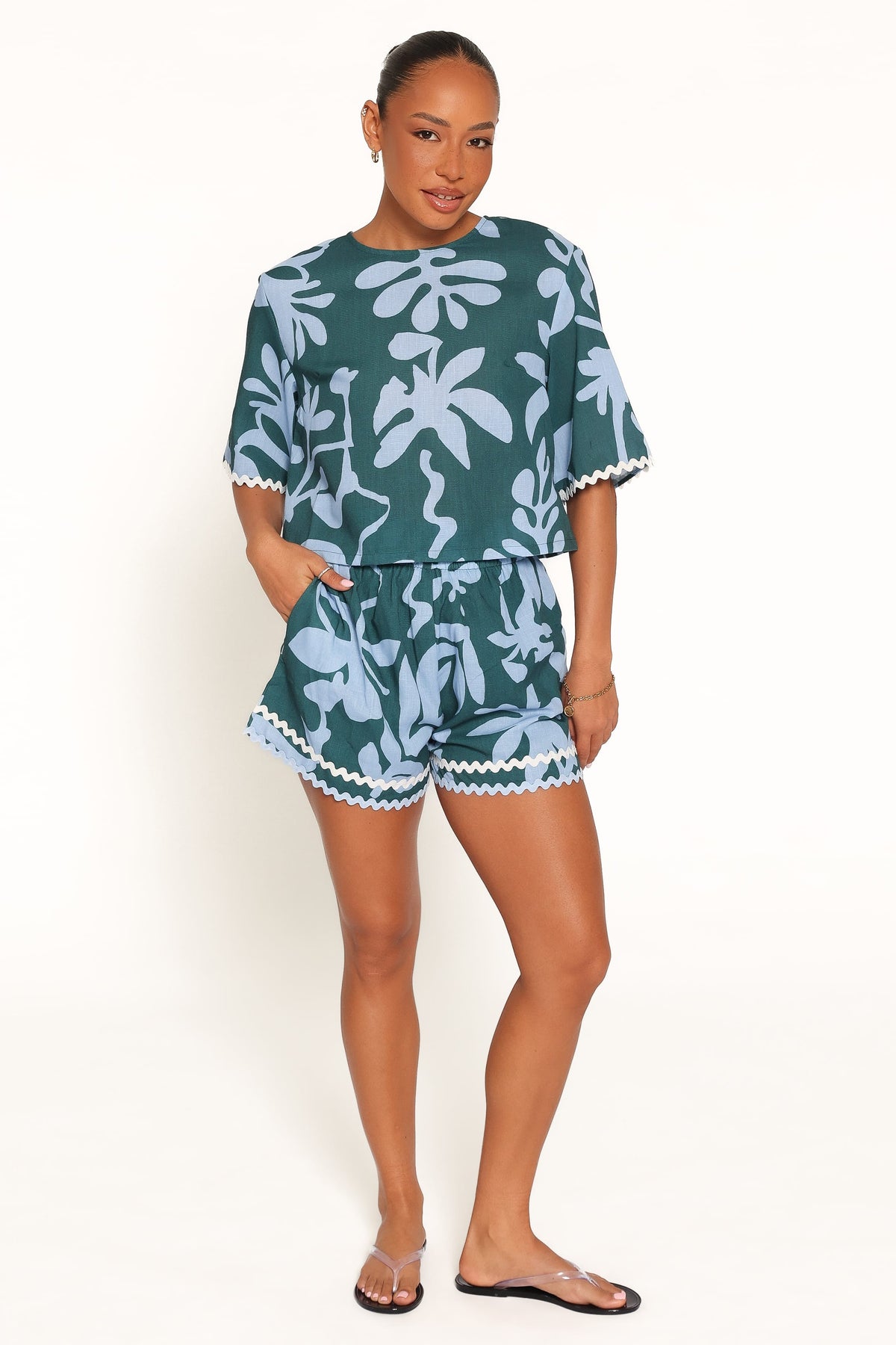 Gaia Short Set in Blue Leaf – view 6 of 7